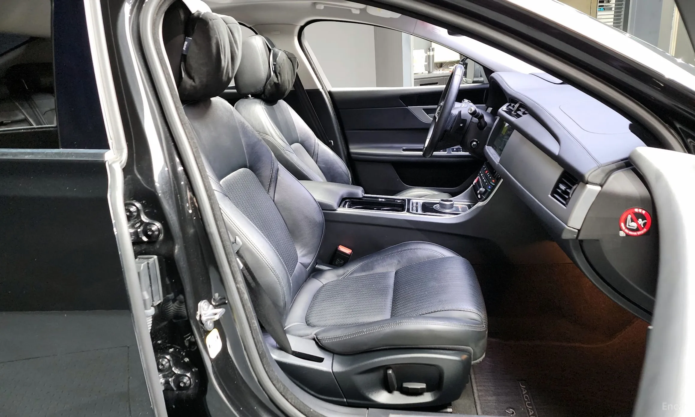 Jaguar XF (x260) превью 11