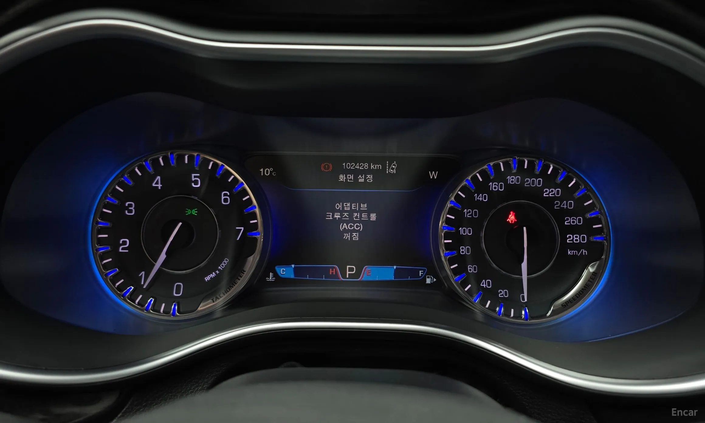 Chrysler 200 Second generation превью 8