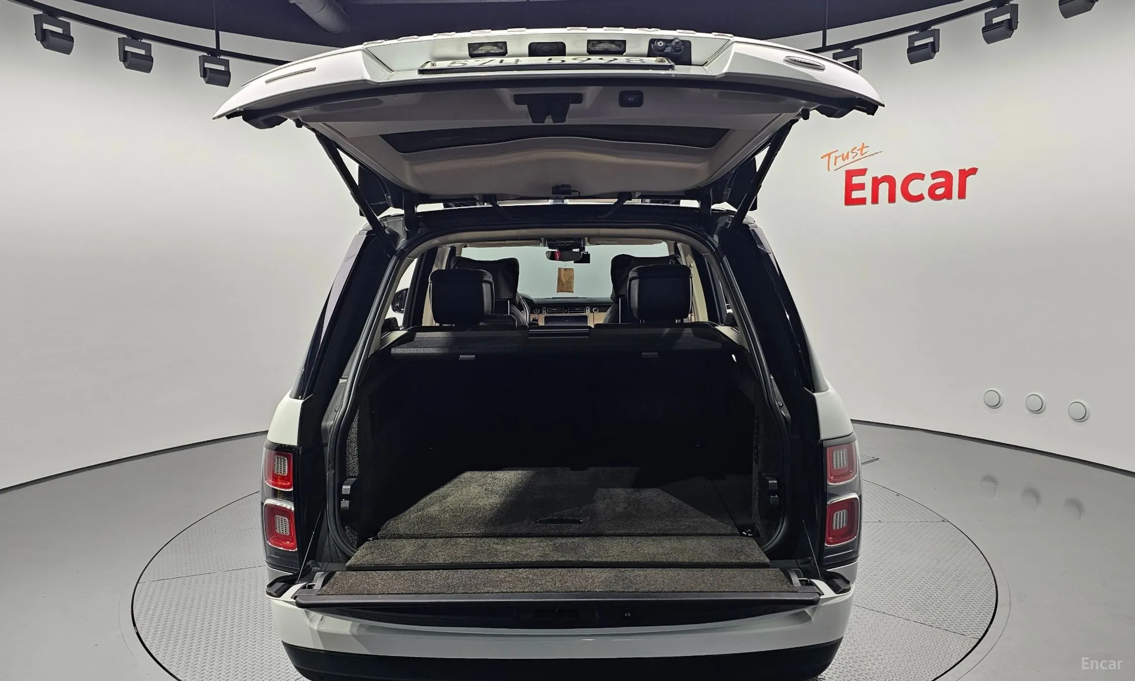 Land Rover Range Rover 4th Generation превью 20