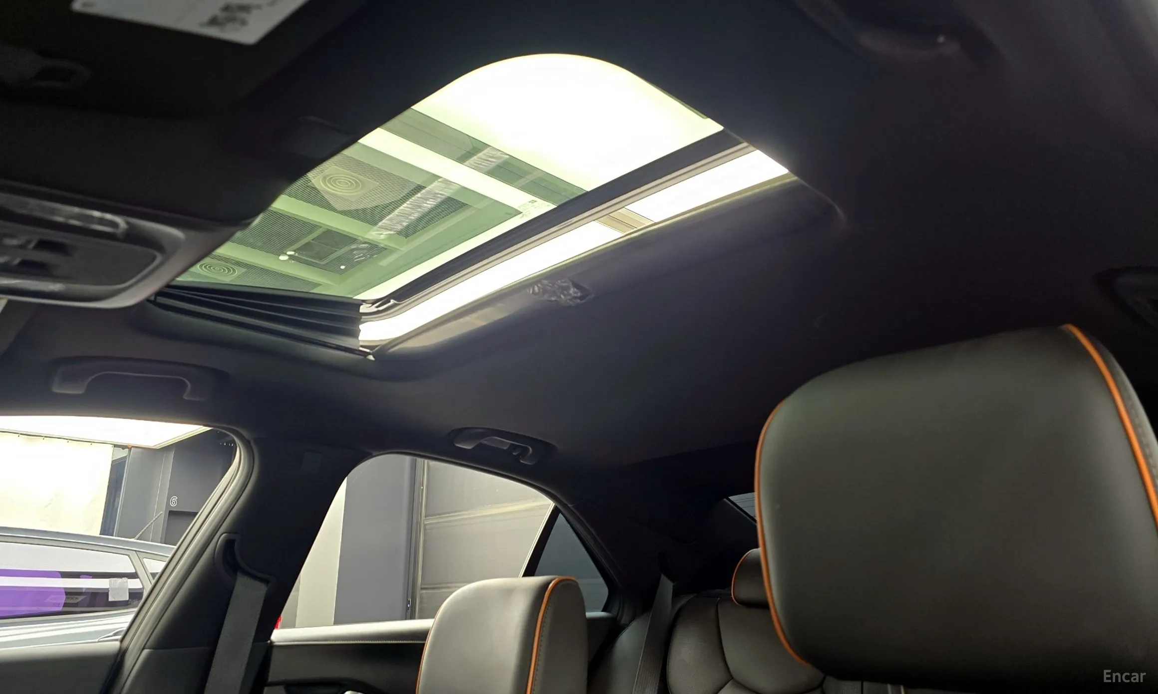 Cadillac CT4 превью 19