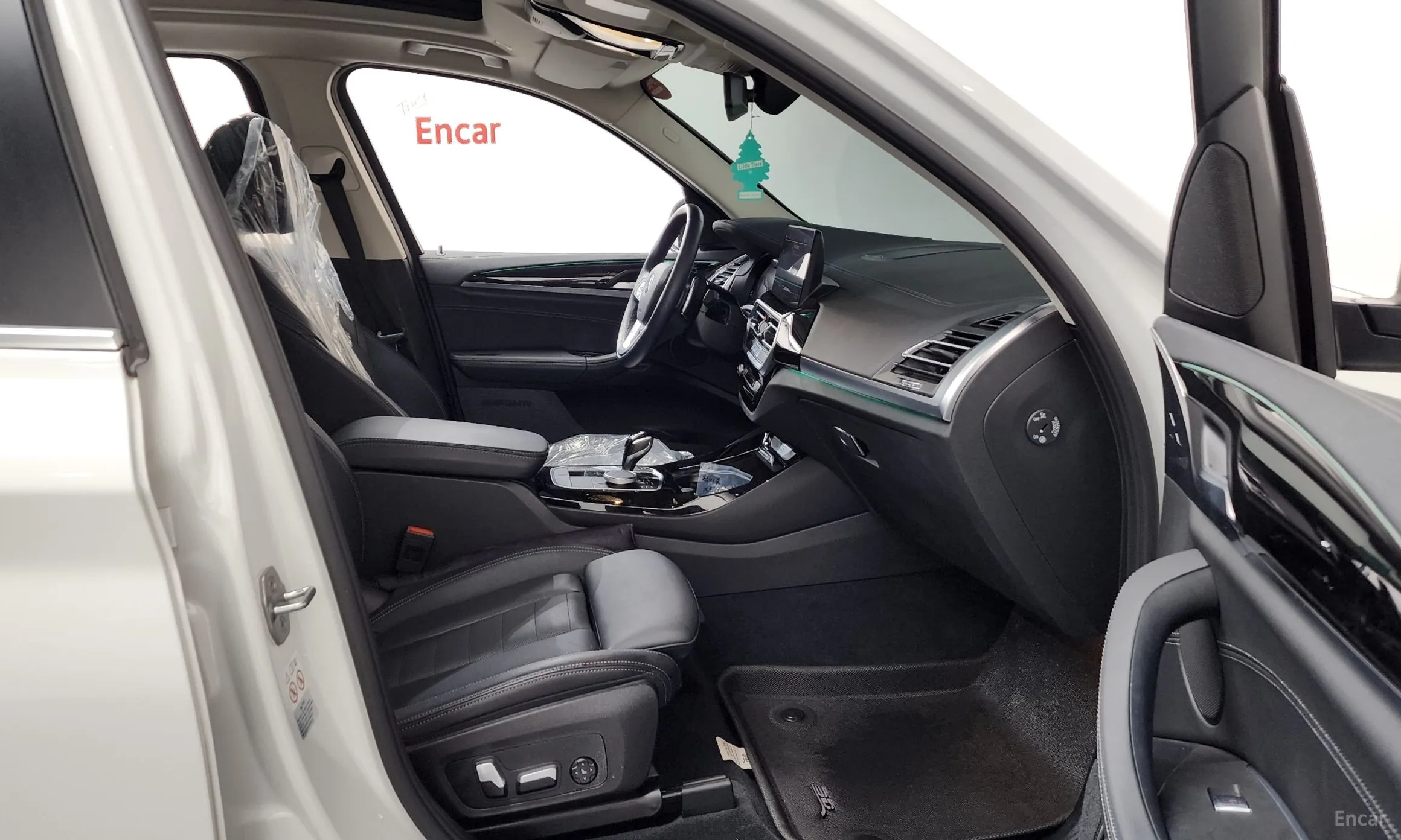 BMW X3 (G01) превью 11