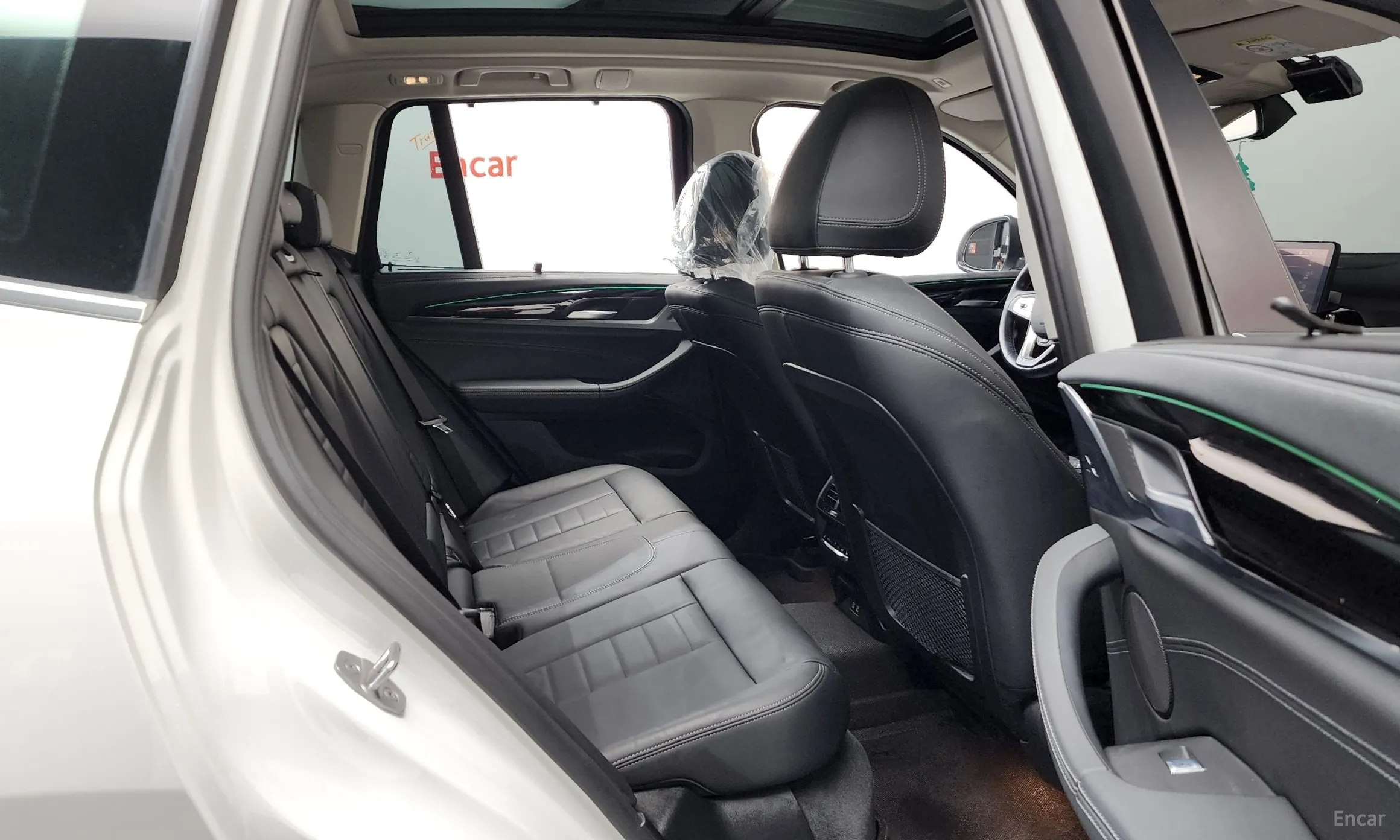 BMW X3 (G01) превью 12