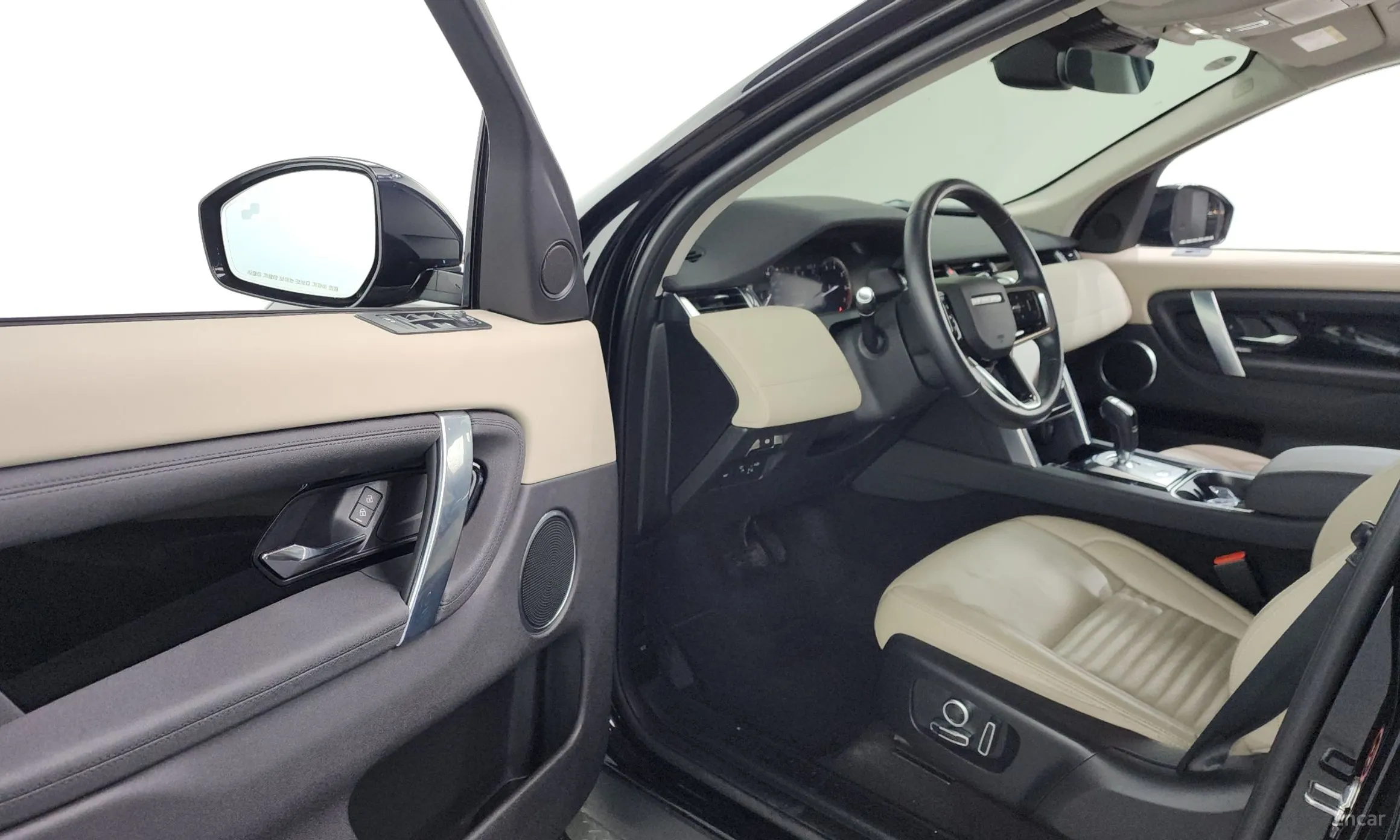 Land Rover Discovery Sports превью 10