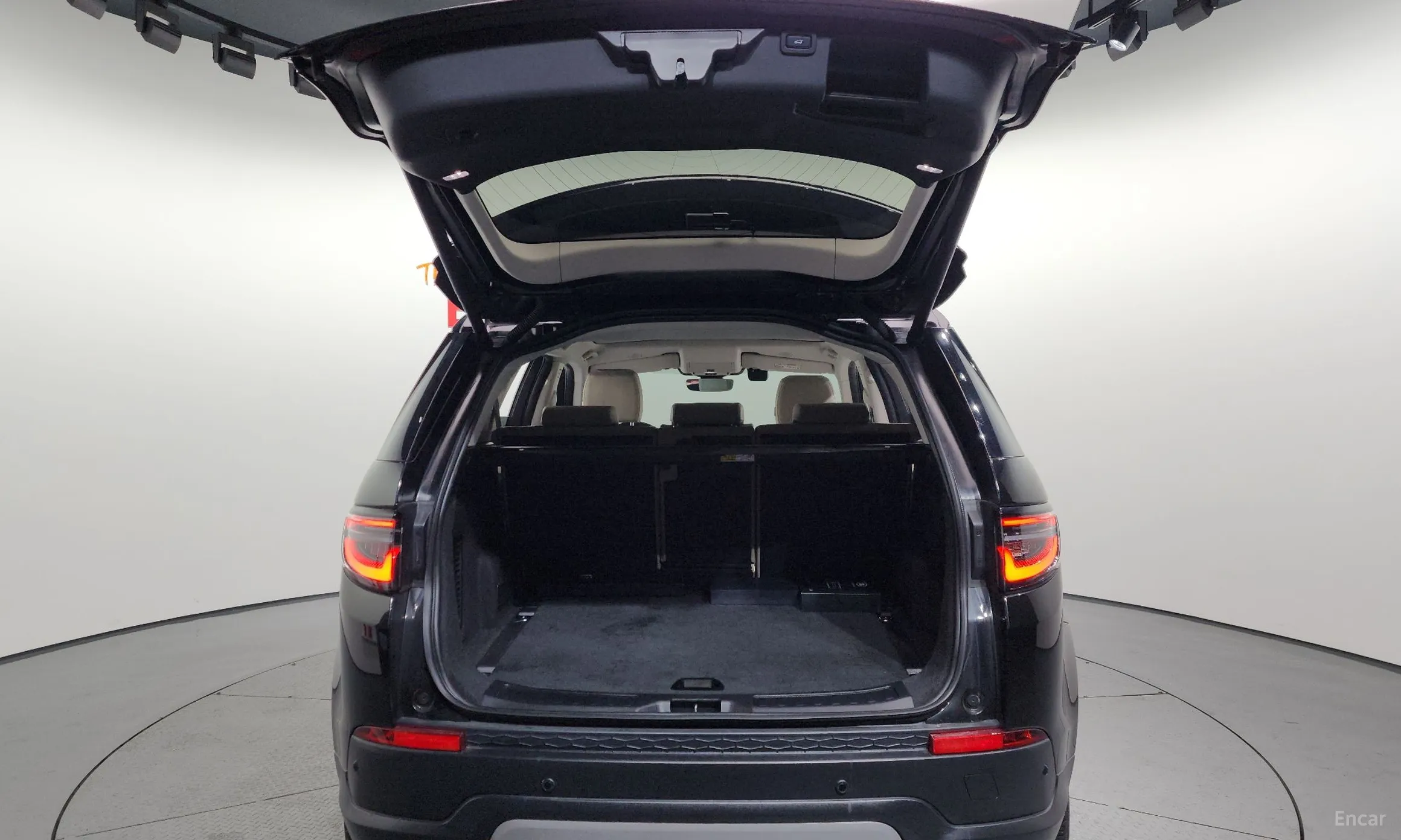 Land Rover Discovery Sports превью 20