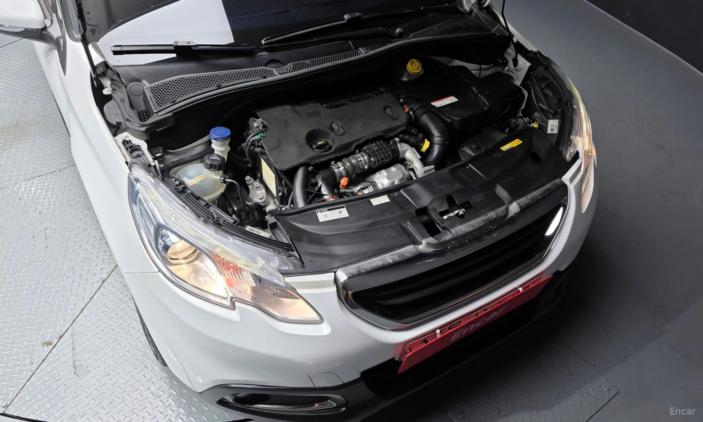 Peugeot 2008. превью 6