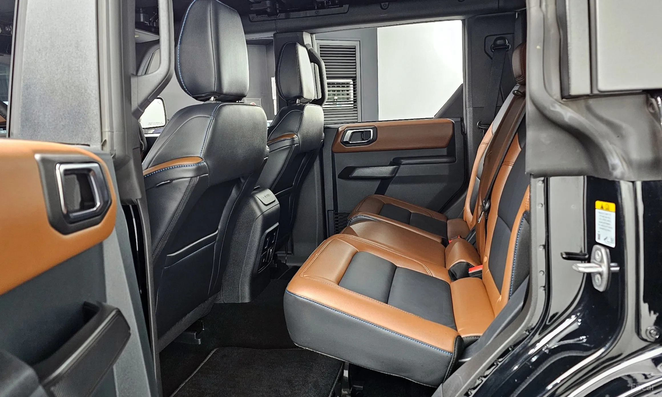 Ford Bronco 6th Generation превью 14
