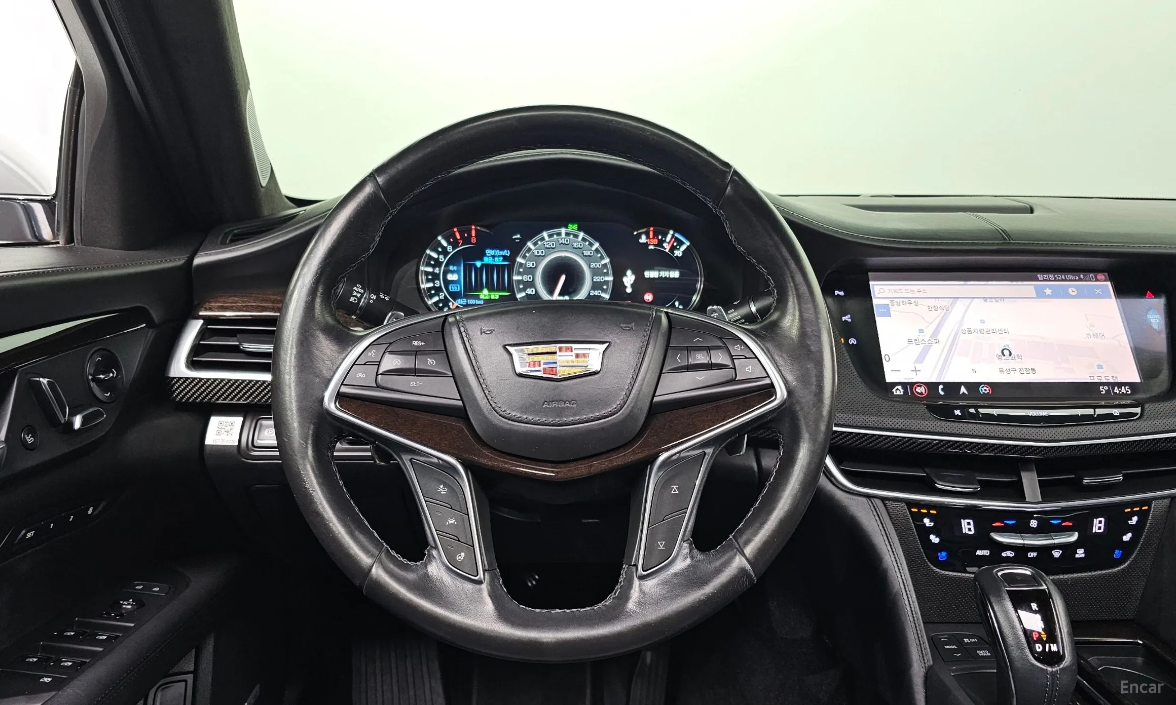 Cadillac CT6 превью 14