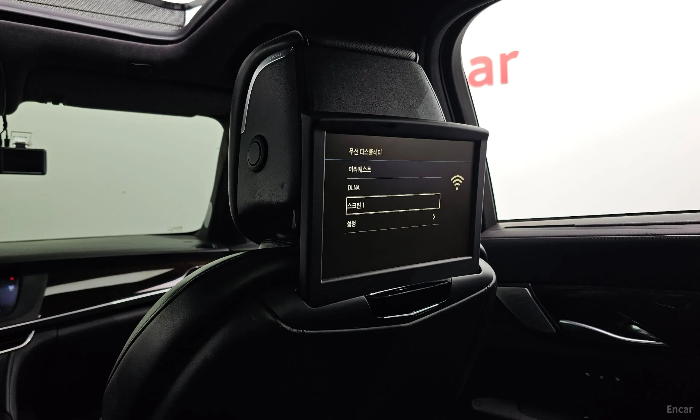 Cadillac CT6 превью 19