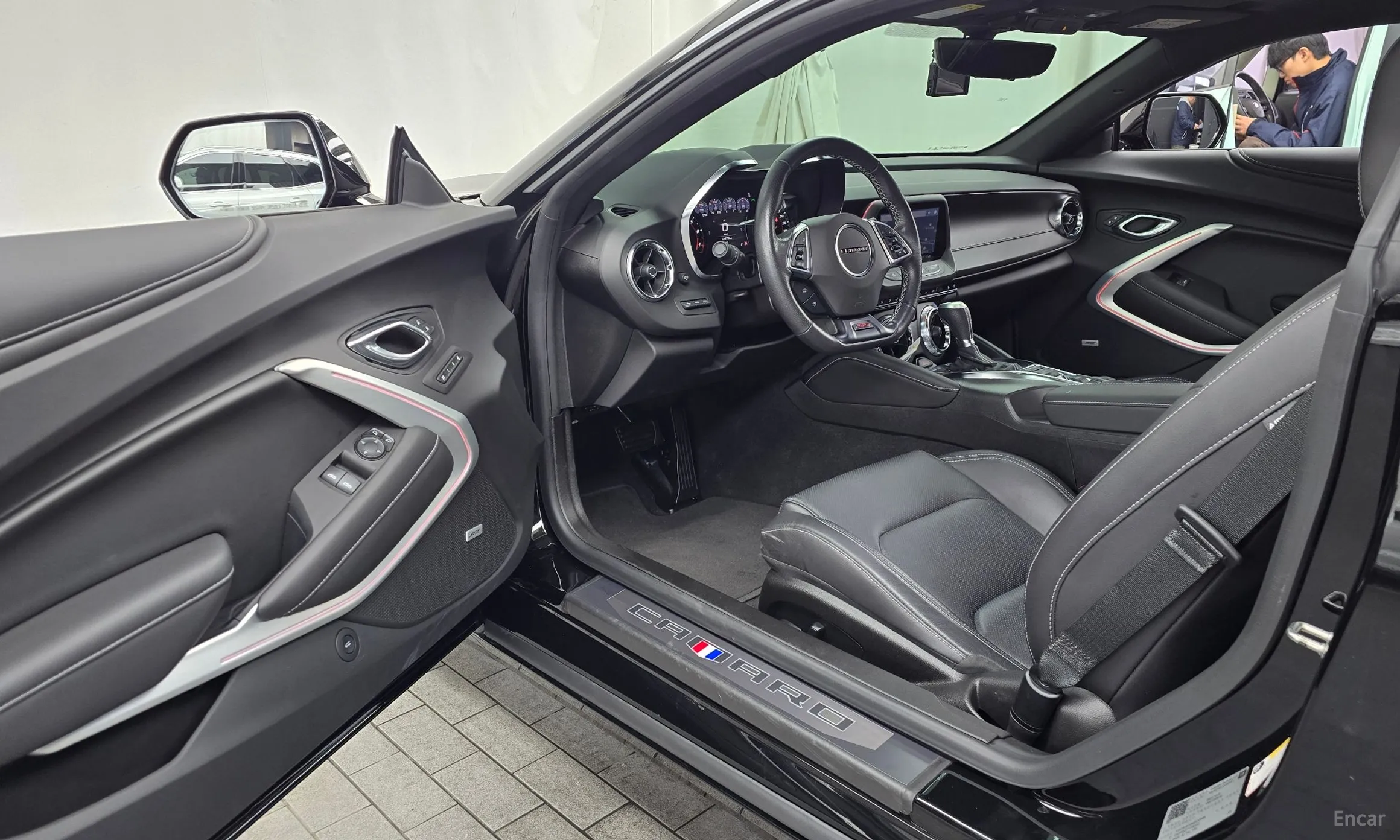 Chevrolet Camaro превью 10