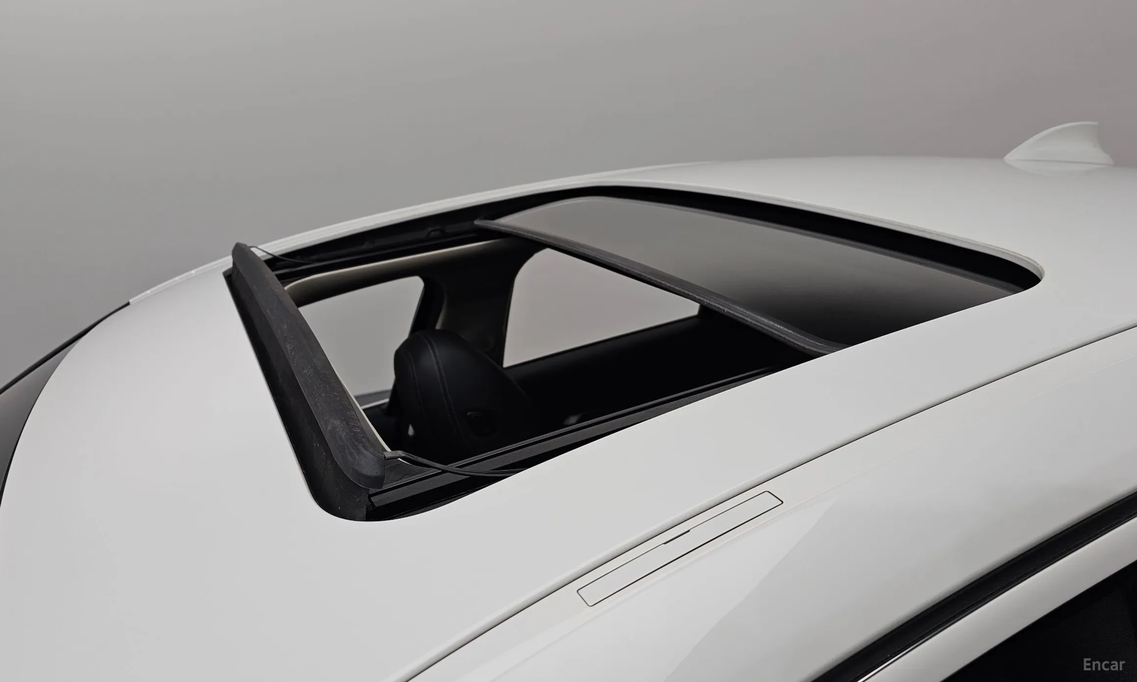 BMW 3 Series (G20) превью 19