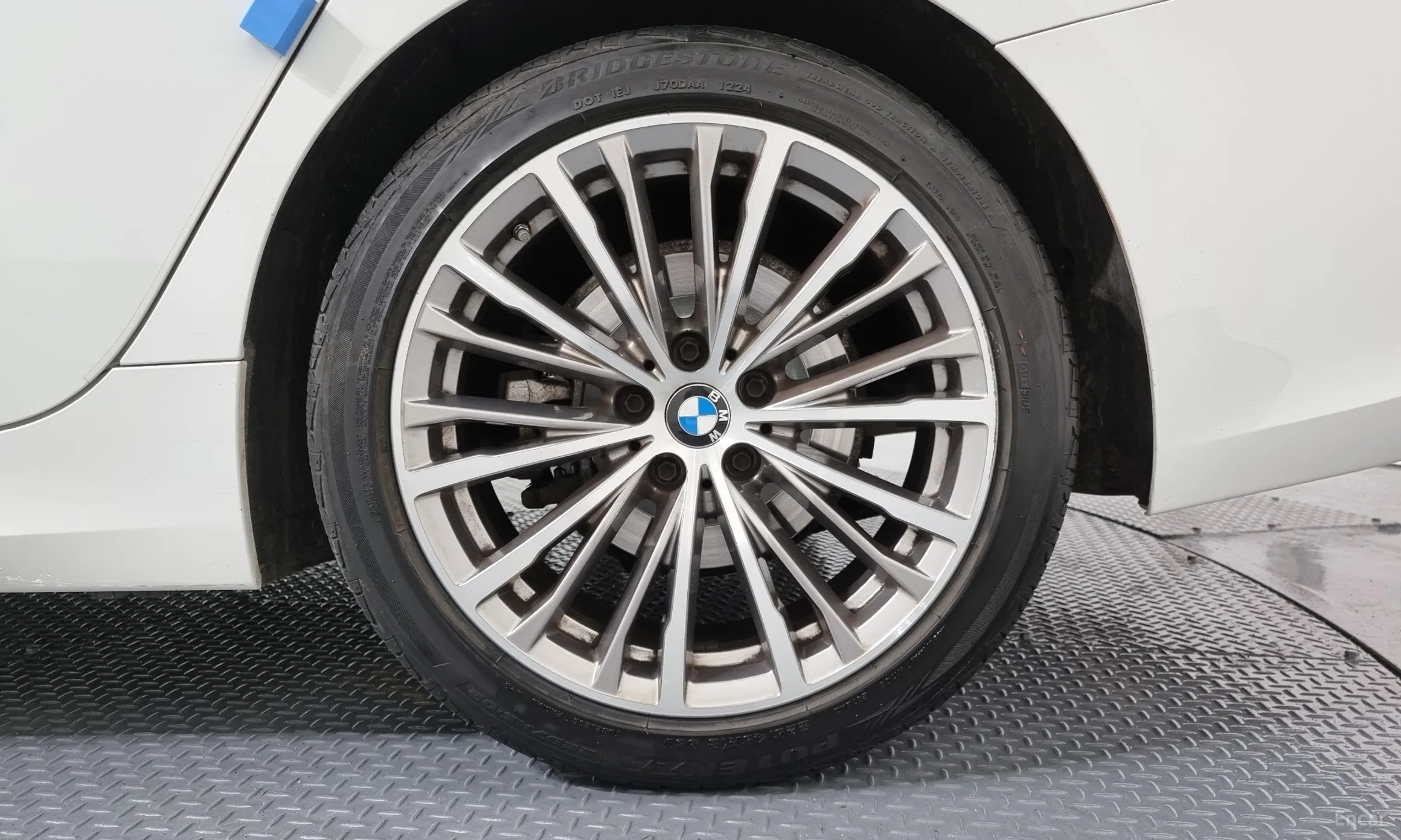 BMW 3 Series (G20) превью 5