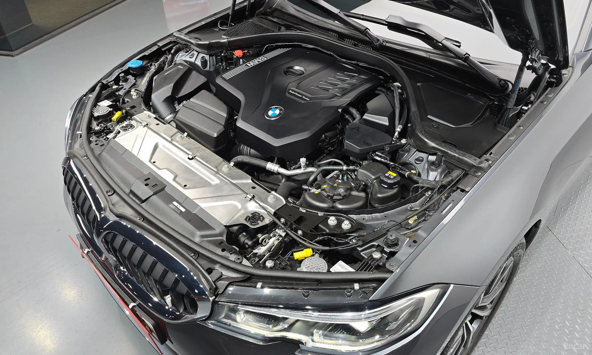 BMW 3 Series (G20) превью 6