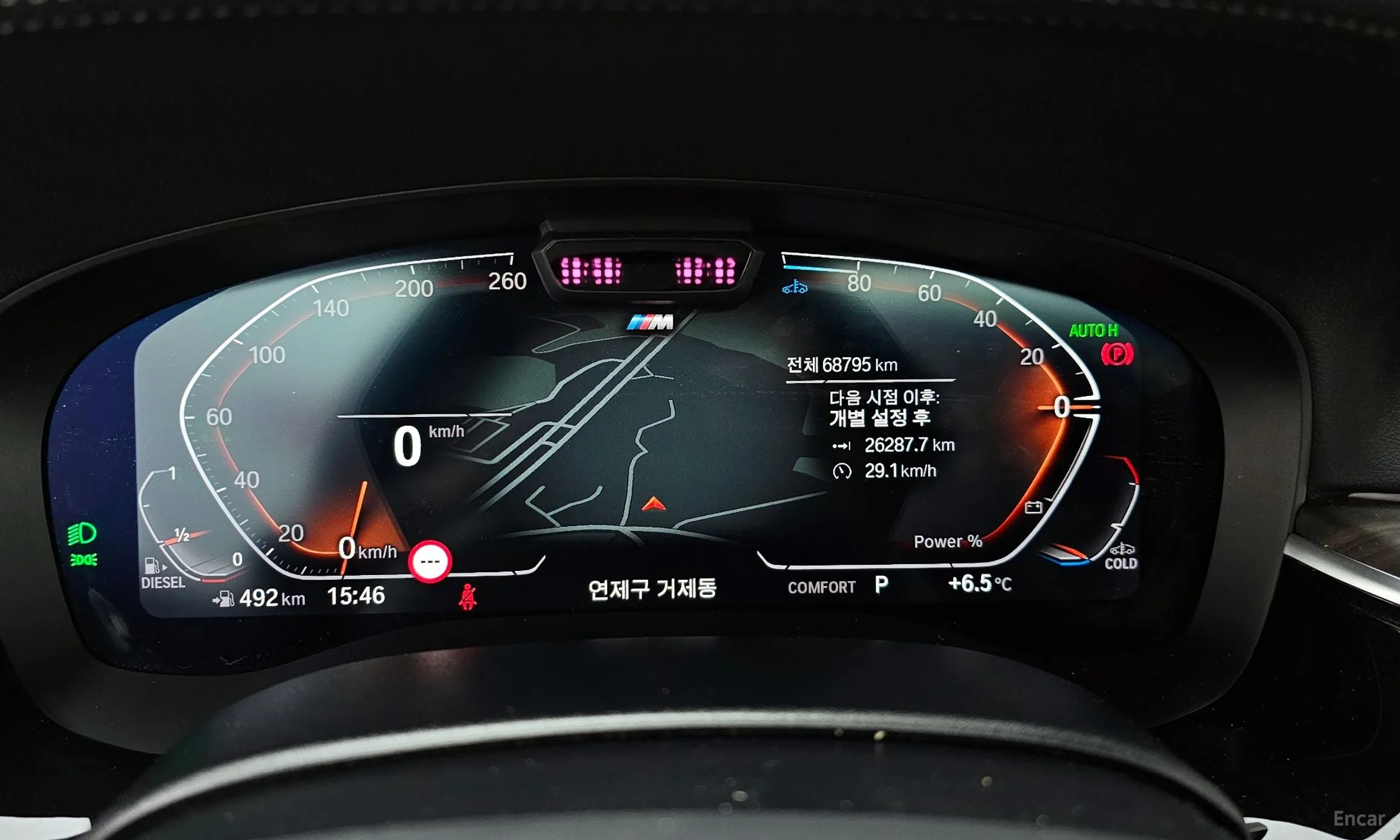 BMW 5 Series (G30) превью 8