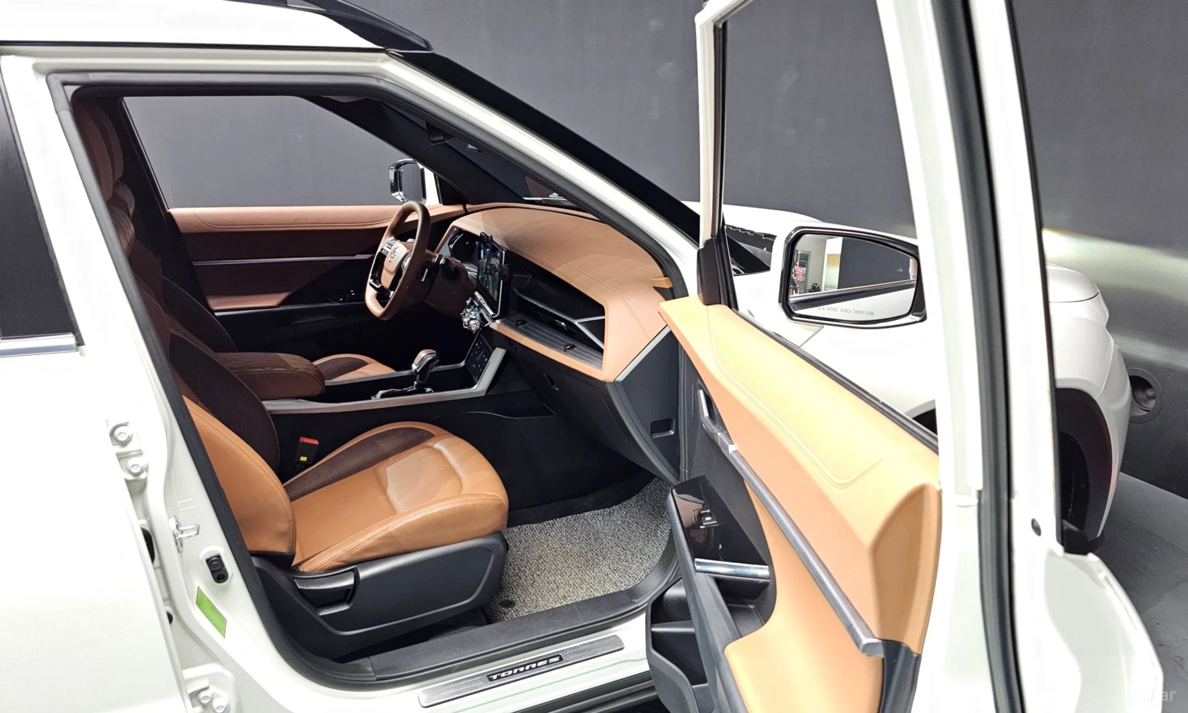 KG Mobility (SsangYong) Torres превью 11