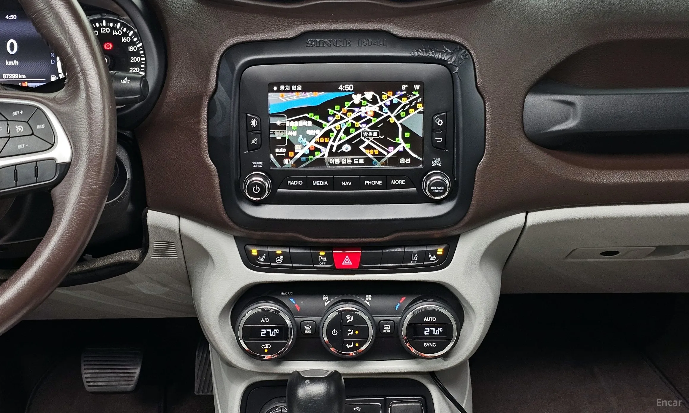 Jeep Renegade превью 13