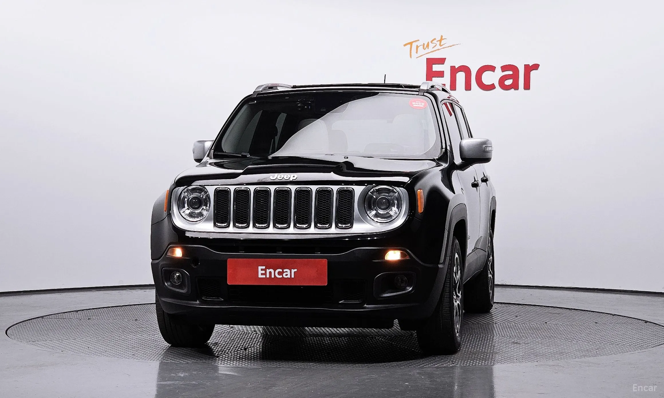 Jeep Renegade превью 3