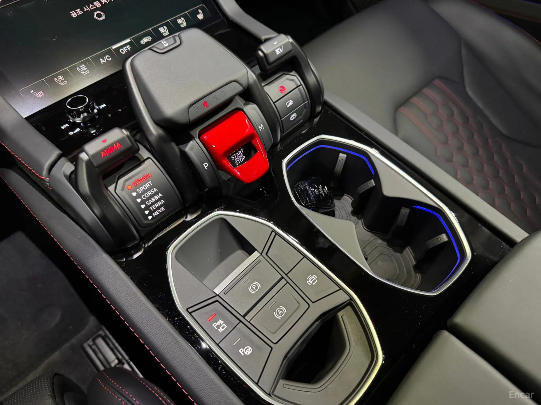 Lamborghini Urus превью 12