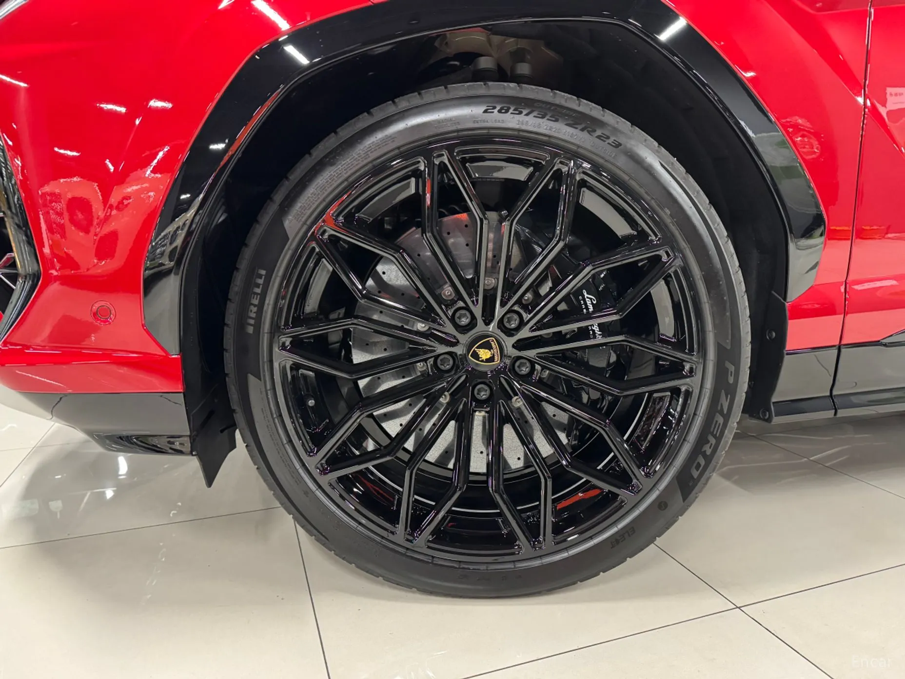 Lamborghini Urus превью 17