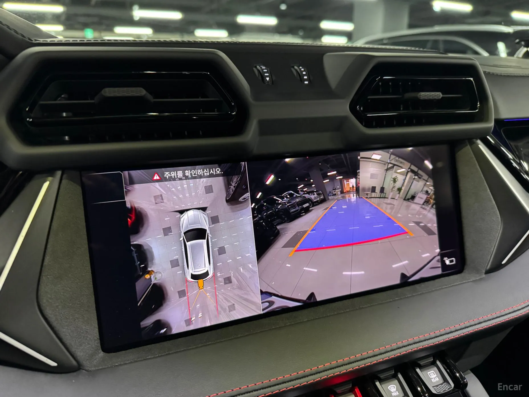 Lamborghini Urus превью 9