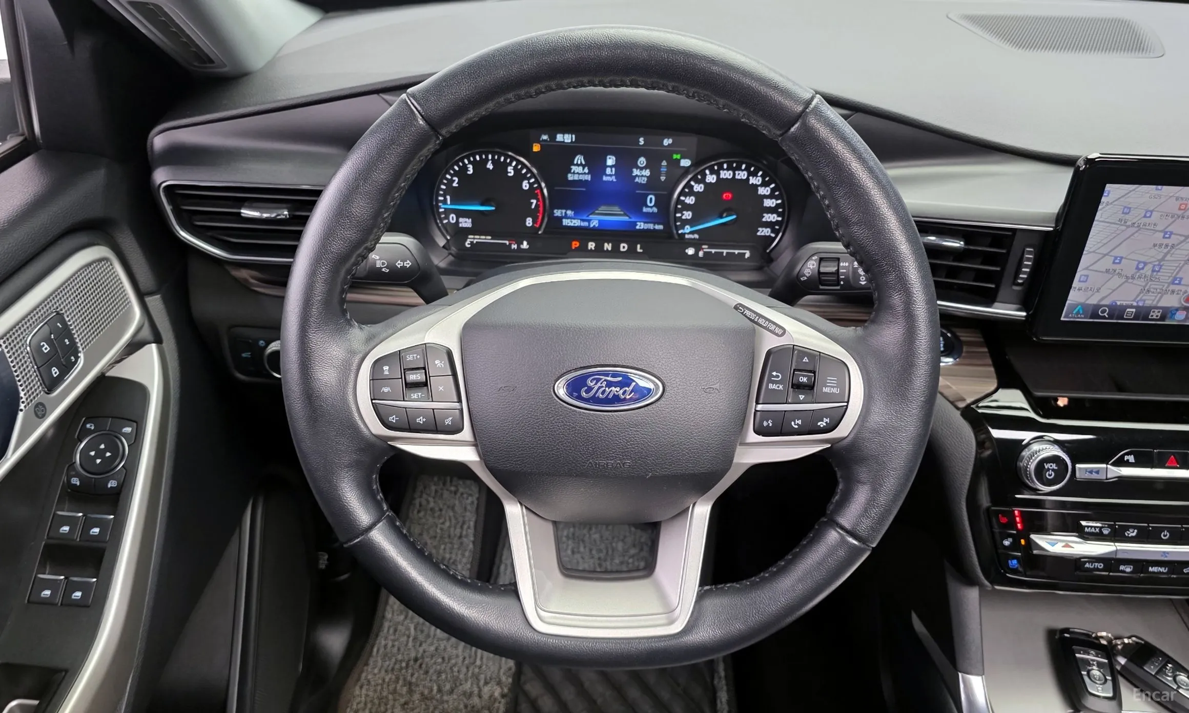 Ford Explorer 6th Generation превью 13