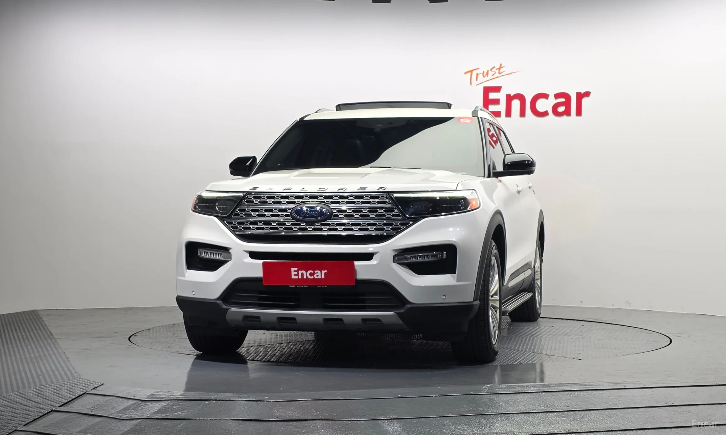 Ford Explorer 6th Generation превью 3