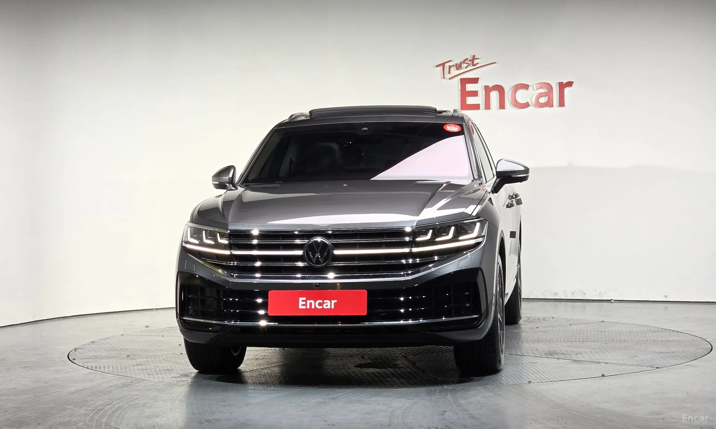 Volkswagen Touareg 3rd Generation превью 3