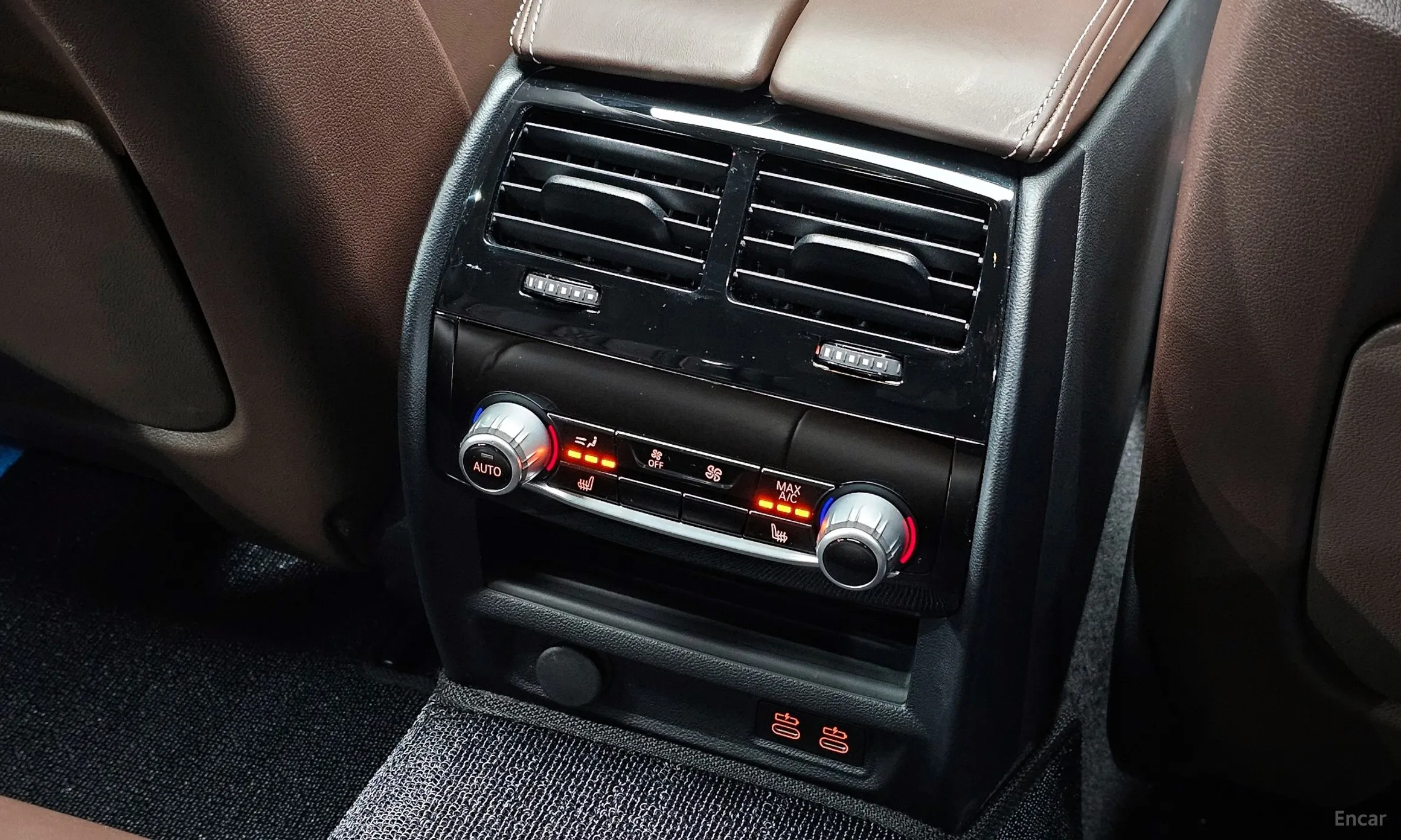 BMW 5 Series (G30) превью 18