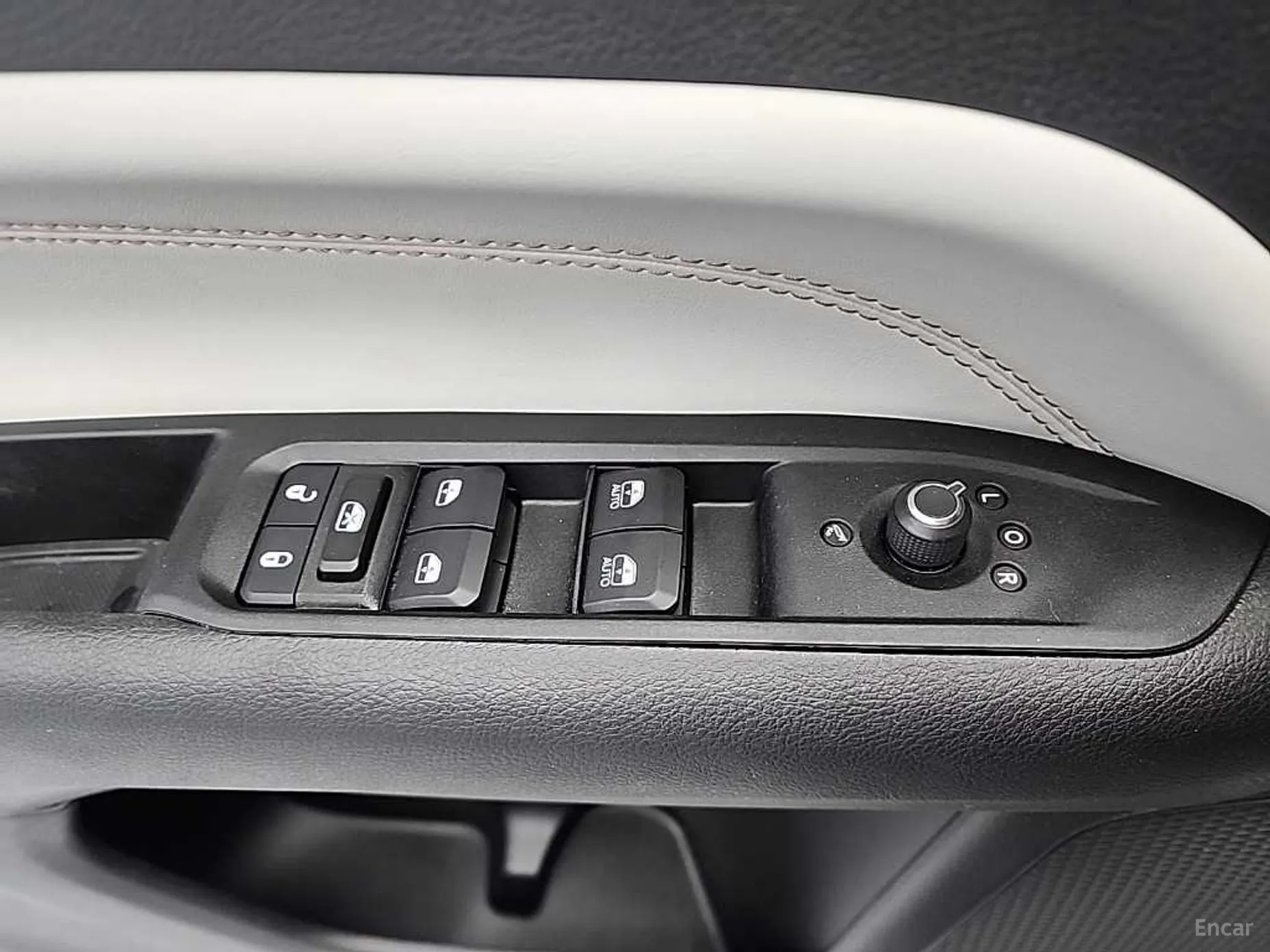 Jeep Compass 2nd Generation превью 17