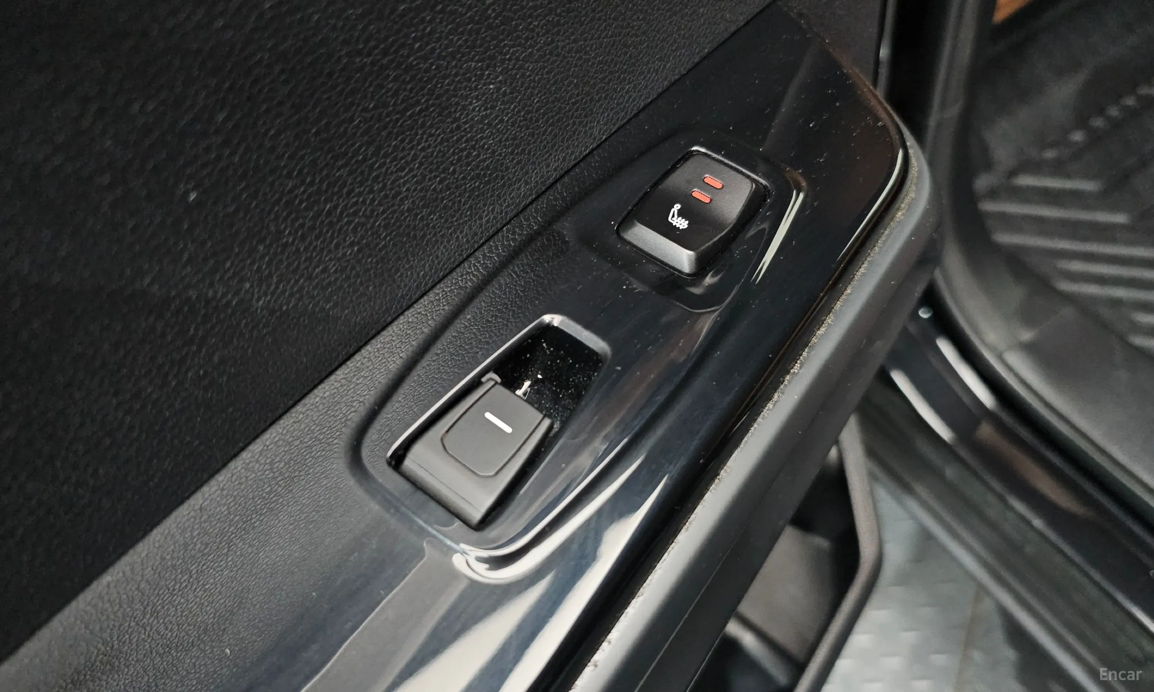 KG Mobility (SsangYong) Torres превью 19
