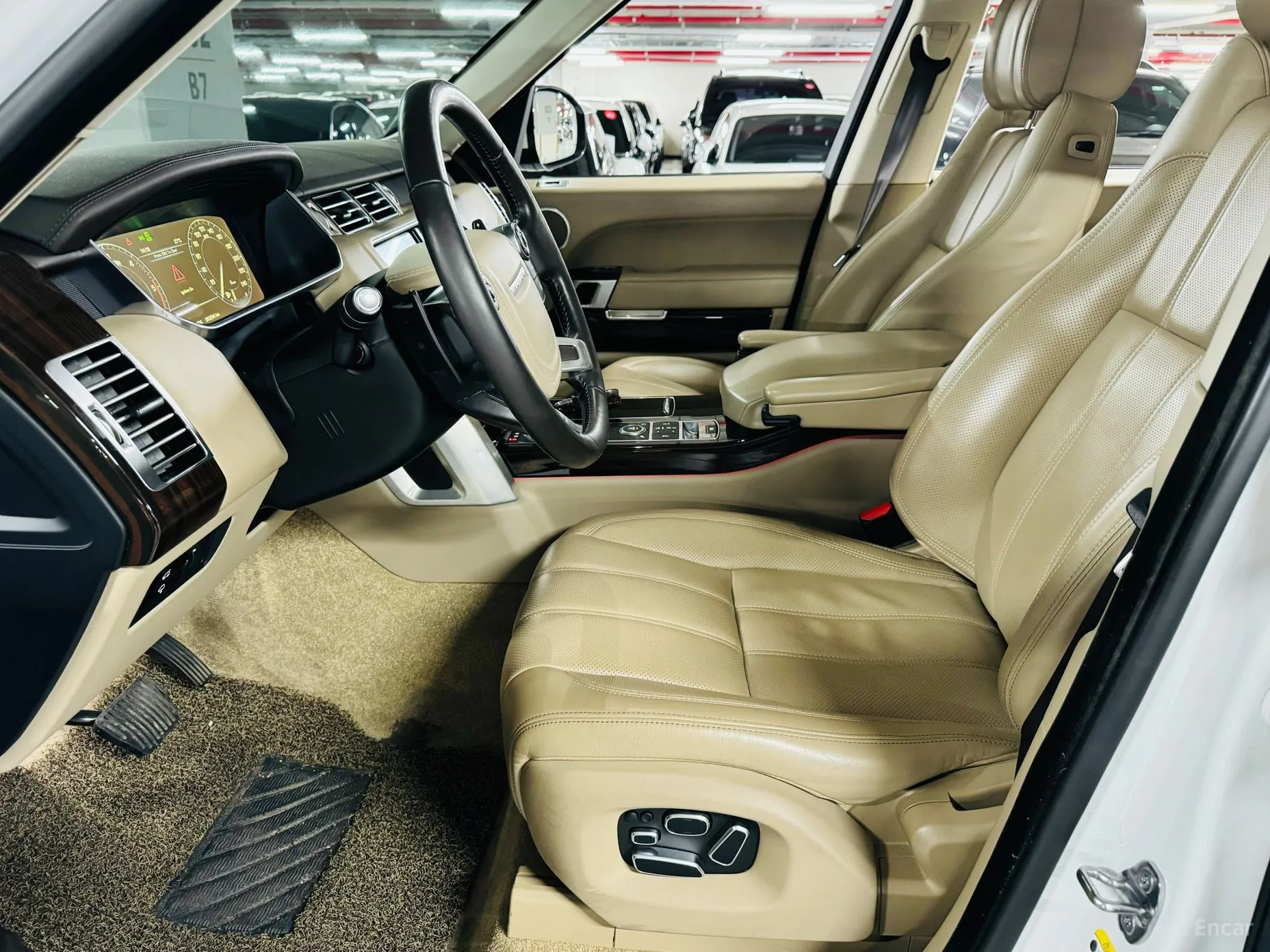 Land Rover Range Rover 4th Generation превью 13