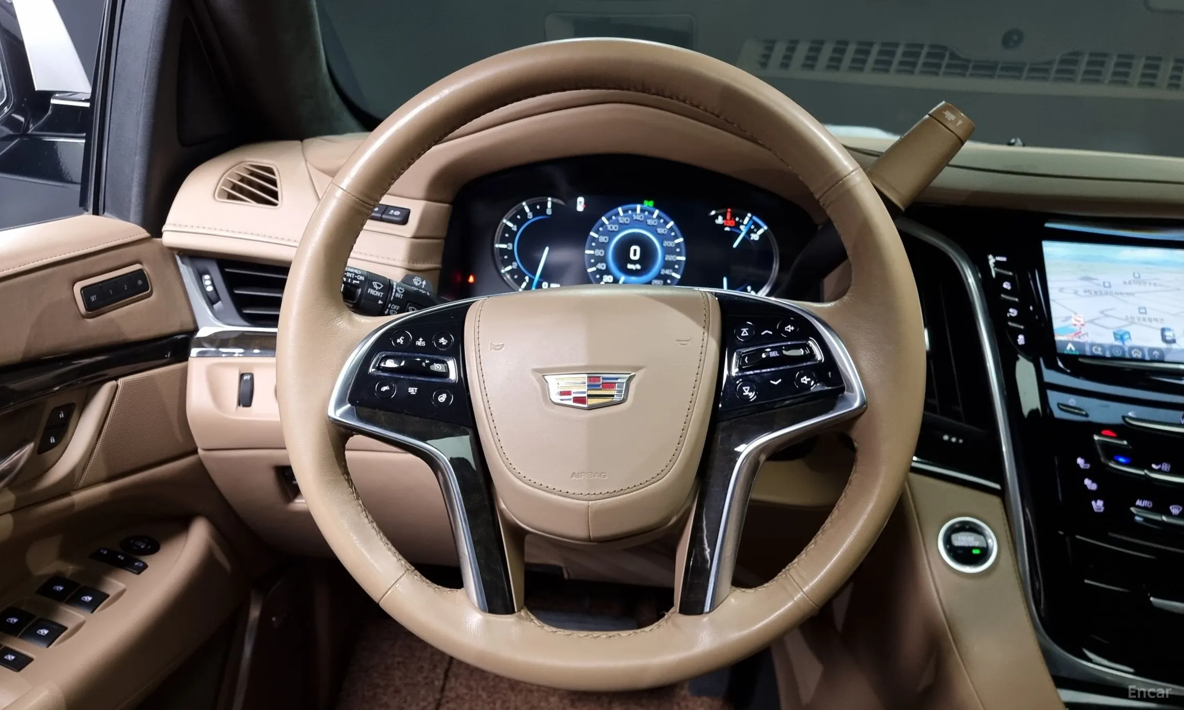 Cadillac Escalade превью 13