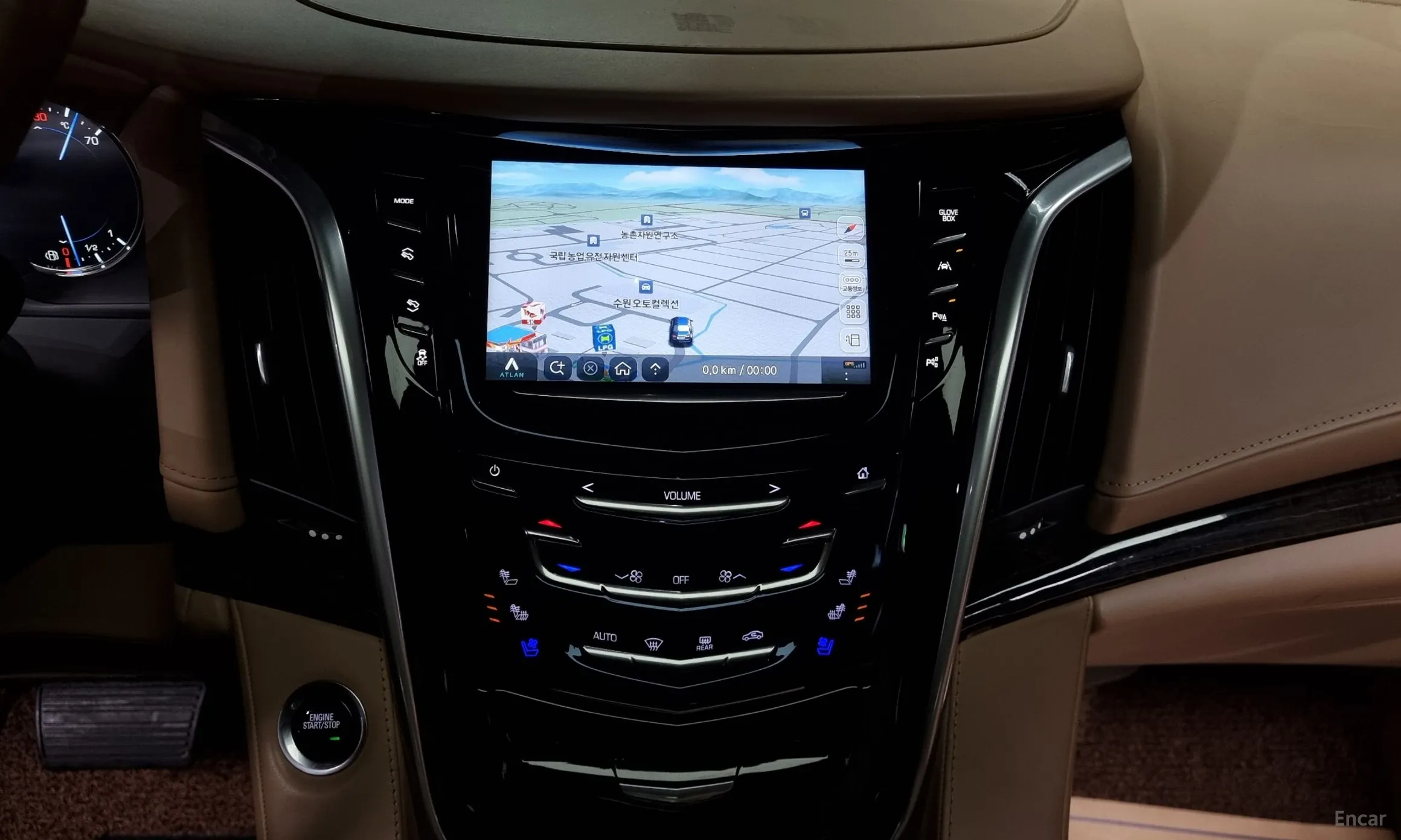 Cadillac Escalade превью 14
