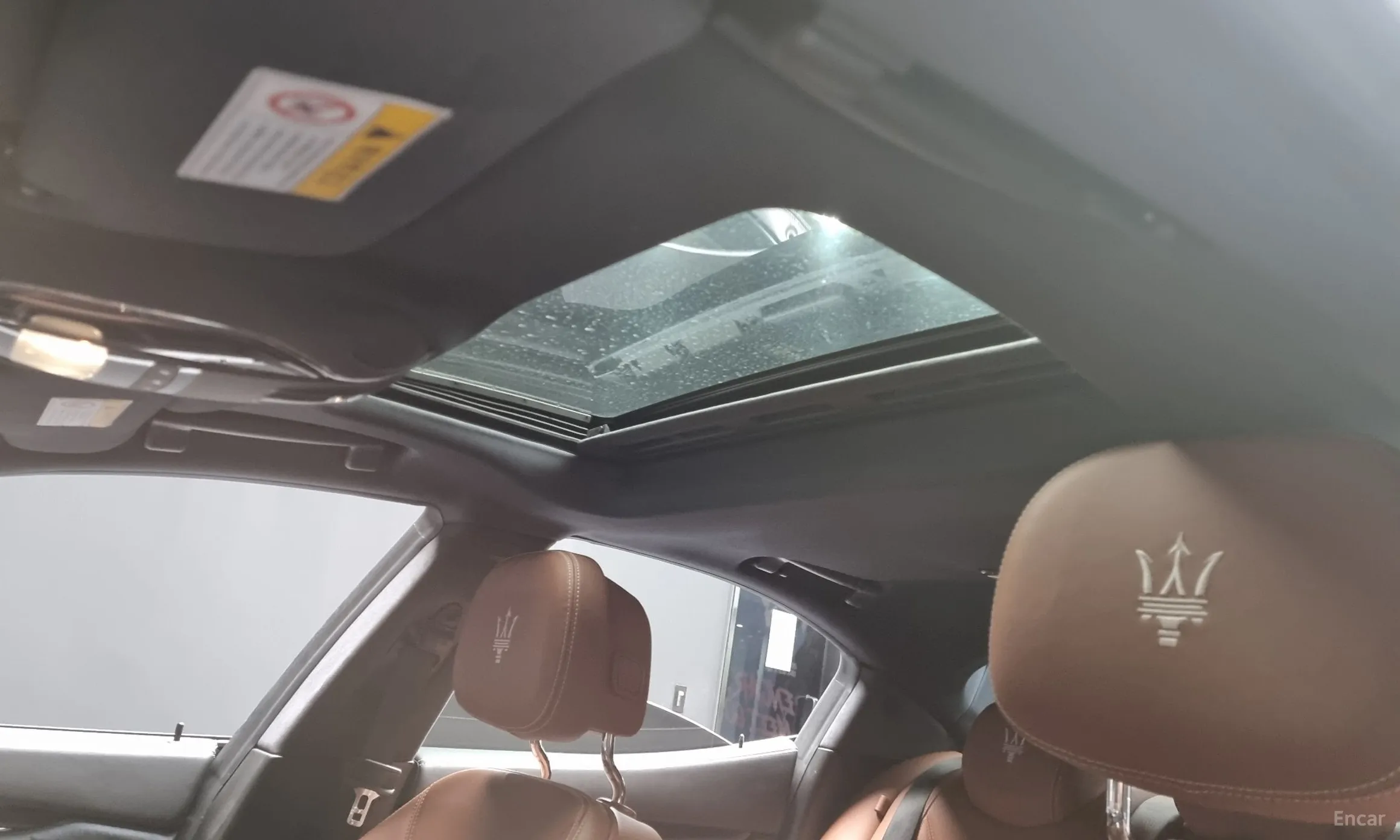 Maserati Ghibli превью 19
