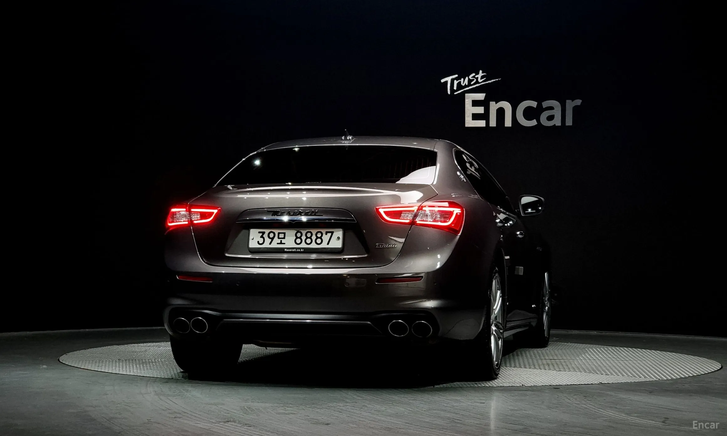Maserati Ghibli превью 4