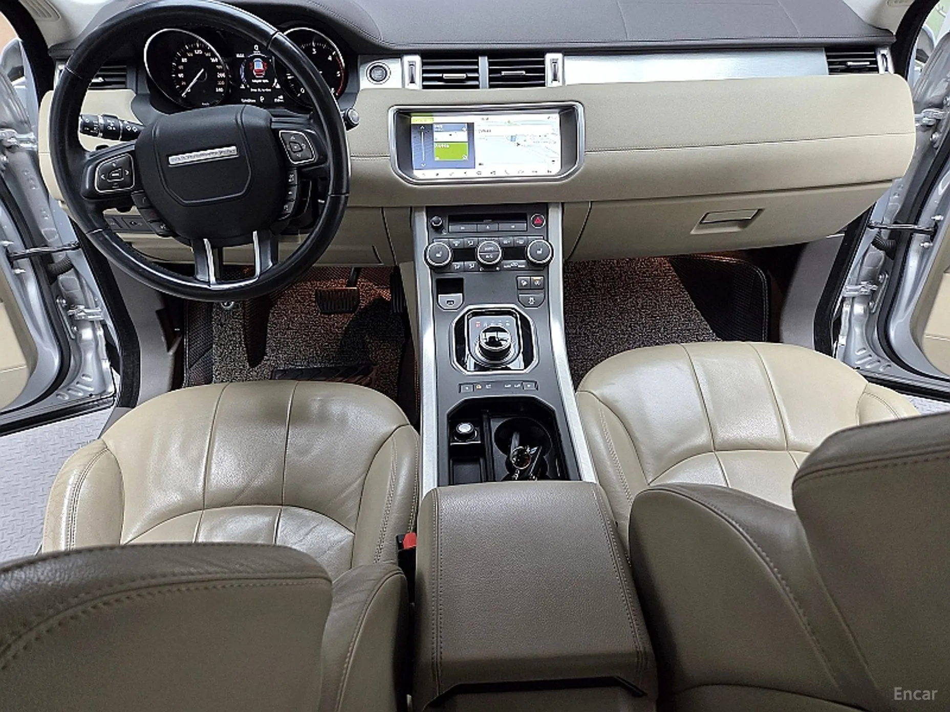 Land Rover Range Rover Evoque превью 10