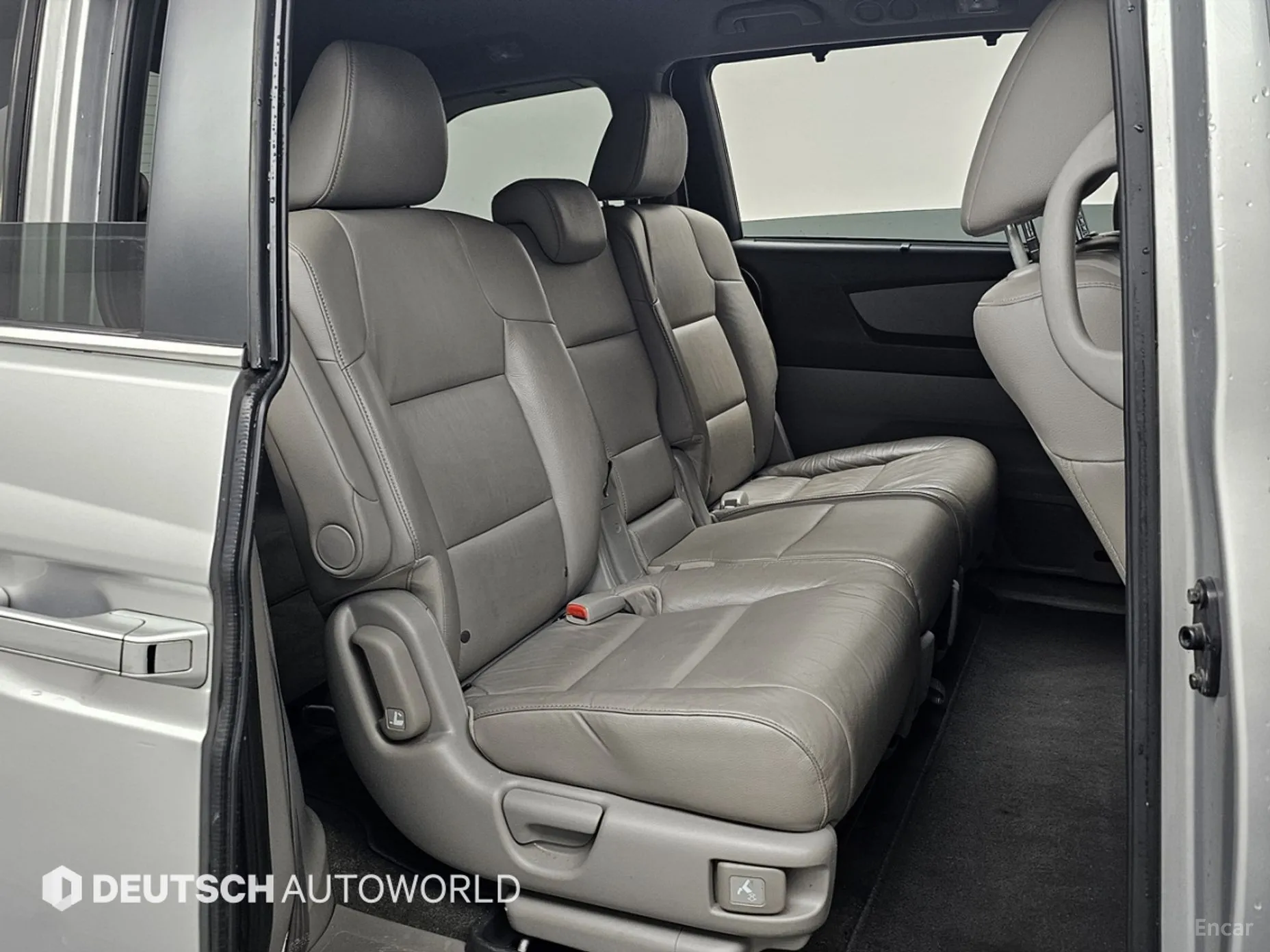 Honda Odyssey превью 12