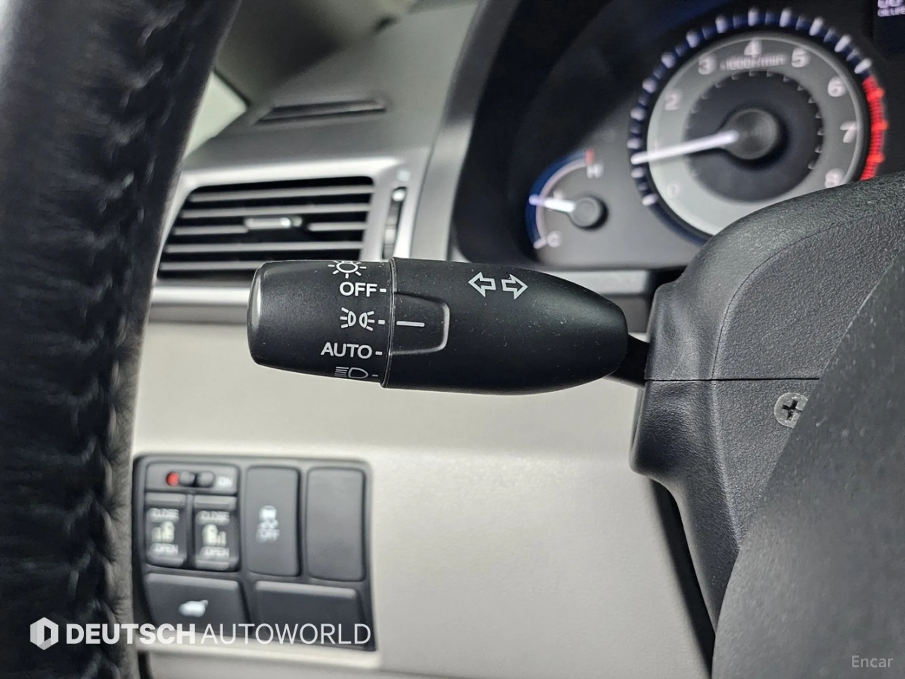 Honda Odyssey превью 16