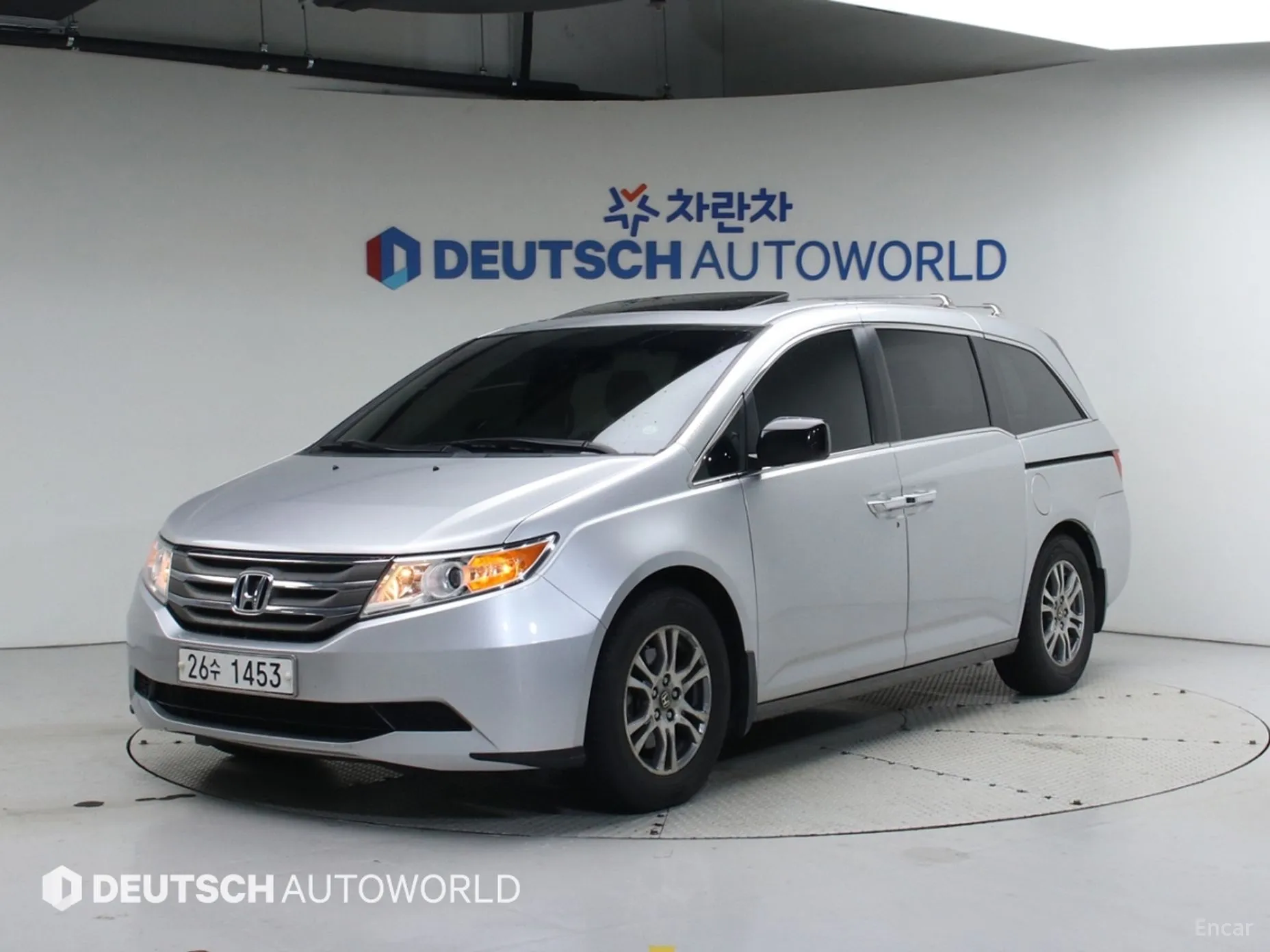 Honda Odyssey превью 3