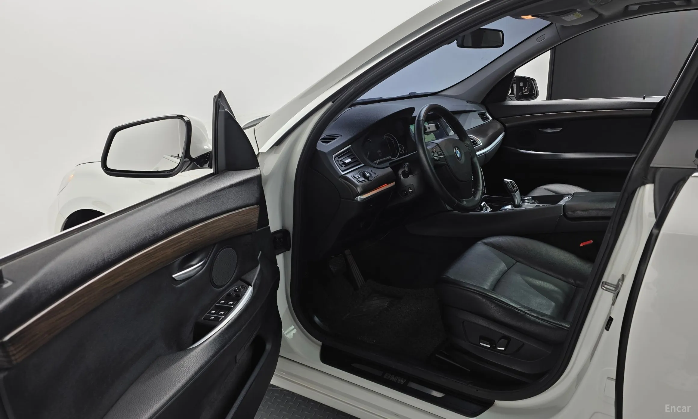 BMW 5 Series GT (F07) превью 12