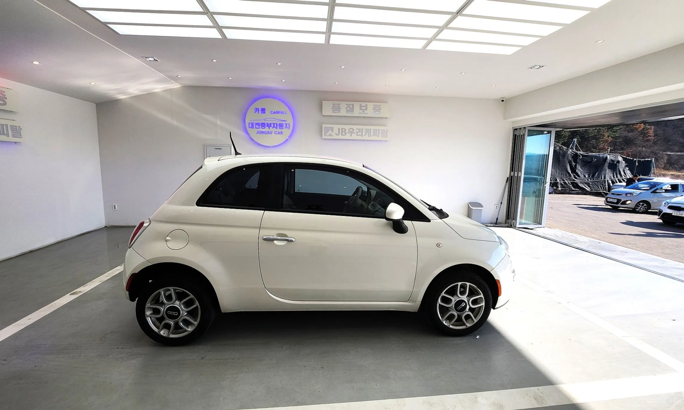 Fiat 500 превью 7