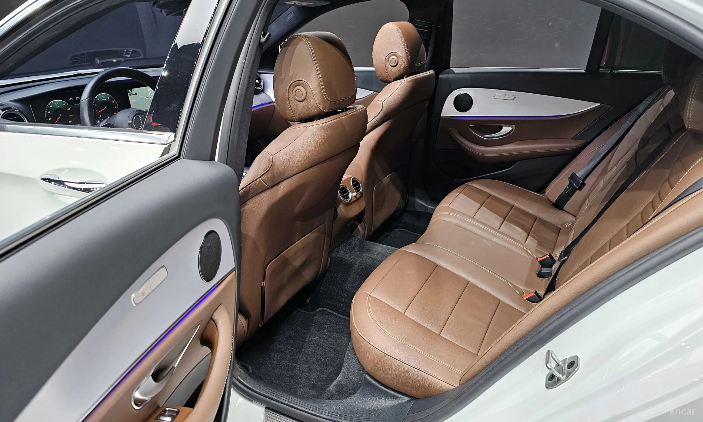 Mercedes Benz E-Class W213 превью 12