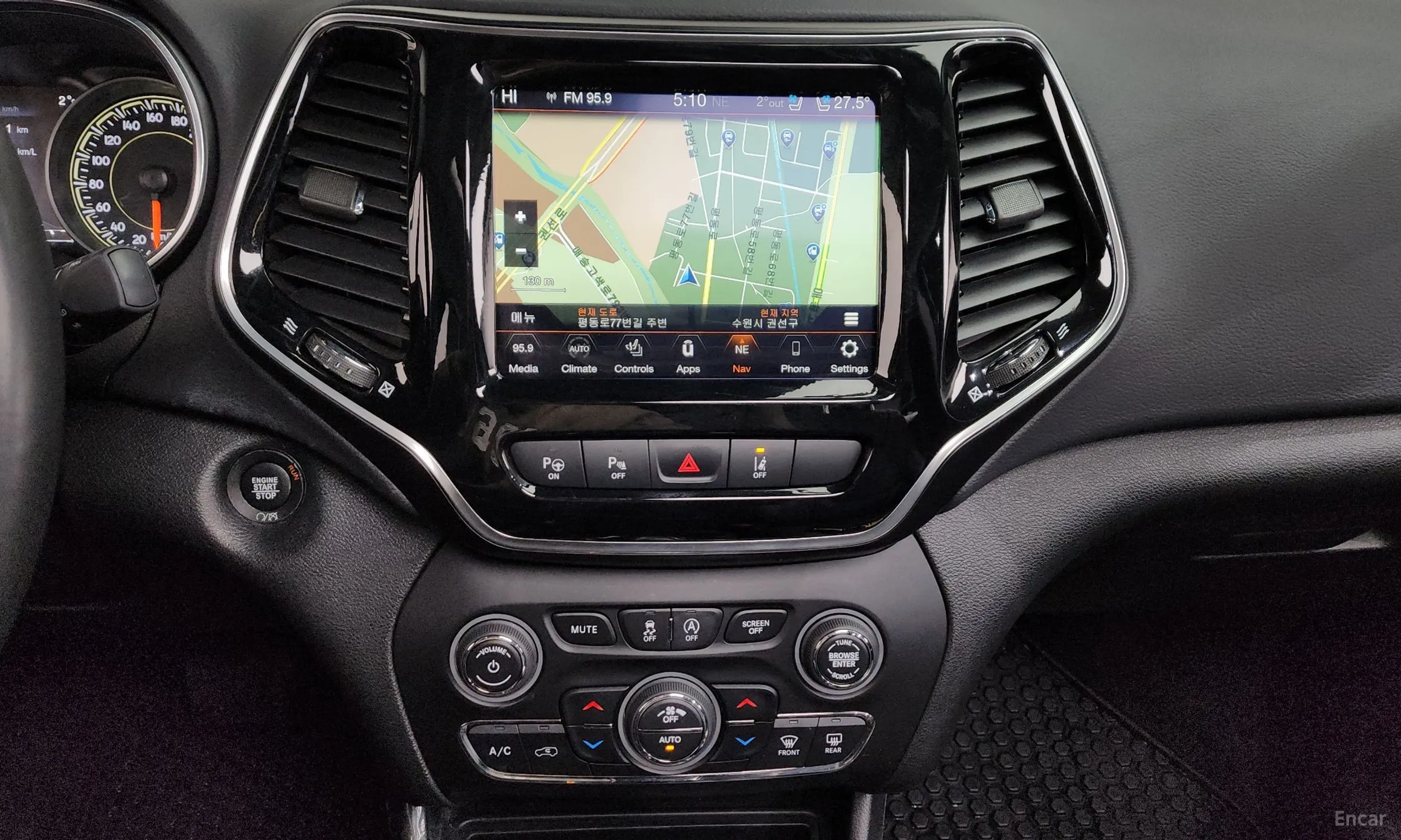 Jeep Cherokee (KL) превью 14