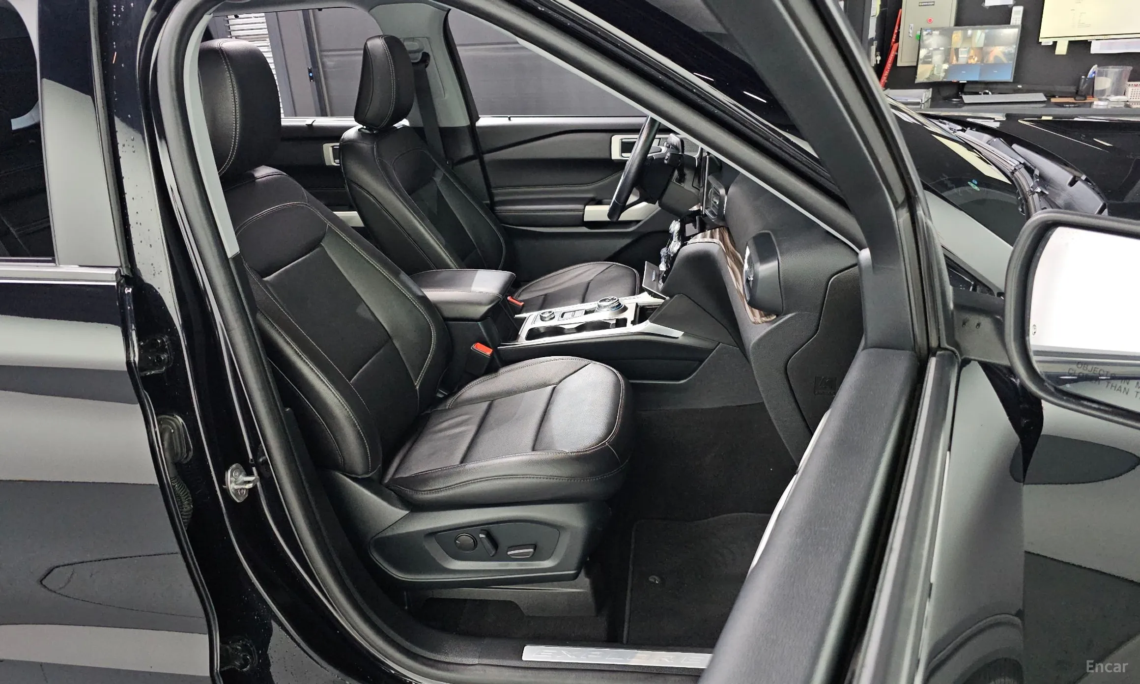 Ford Explorer 6th Generation превью 12