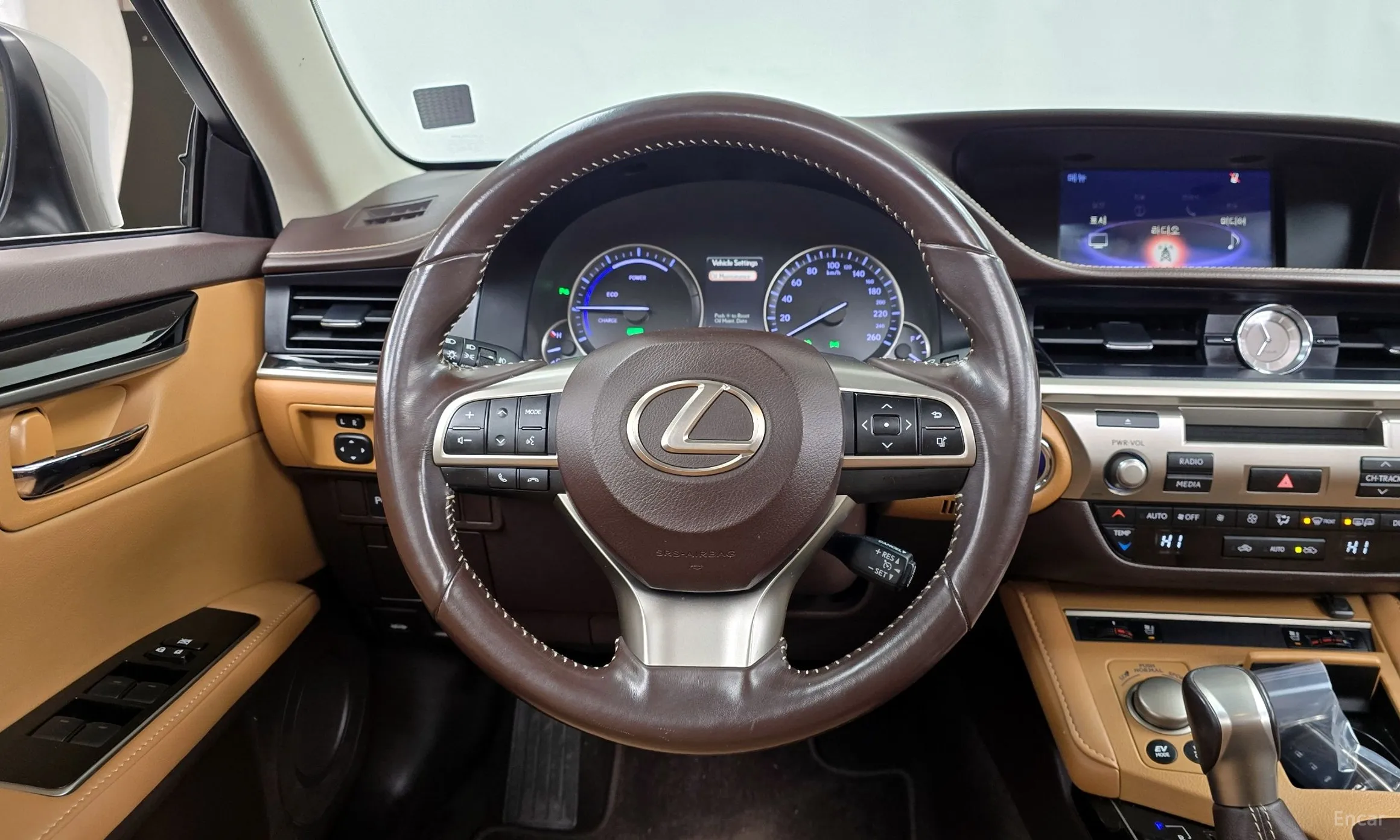 Lexus New ES300h превью 13