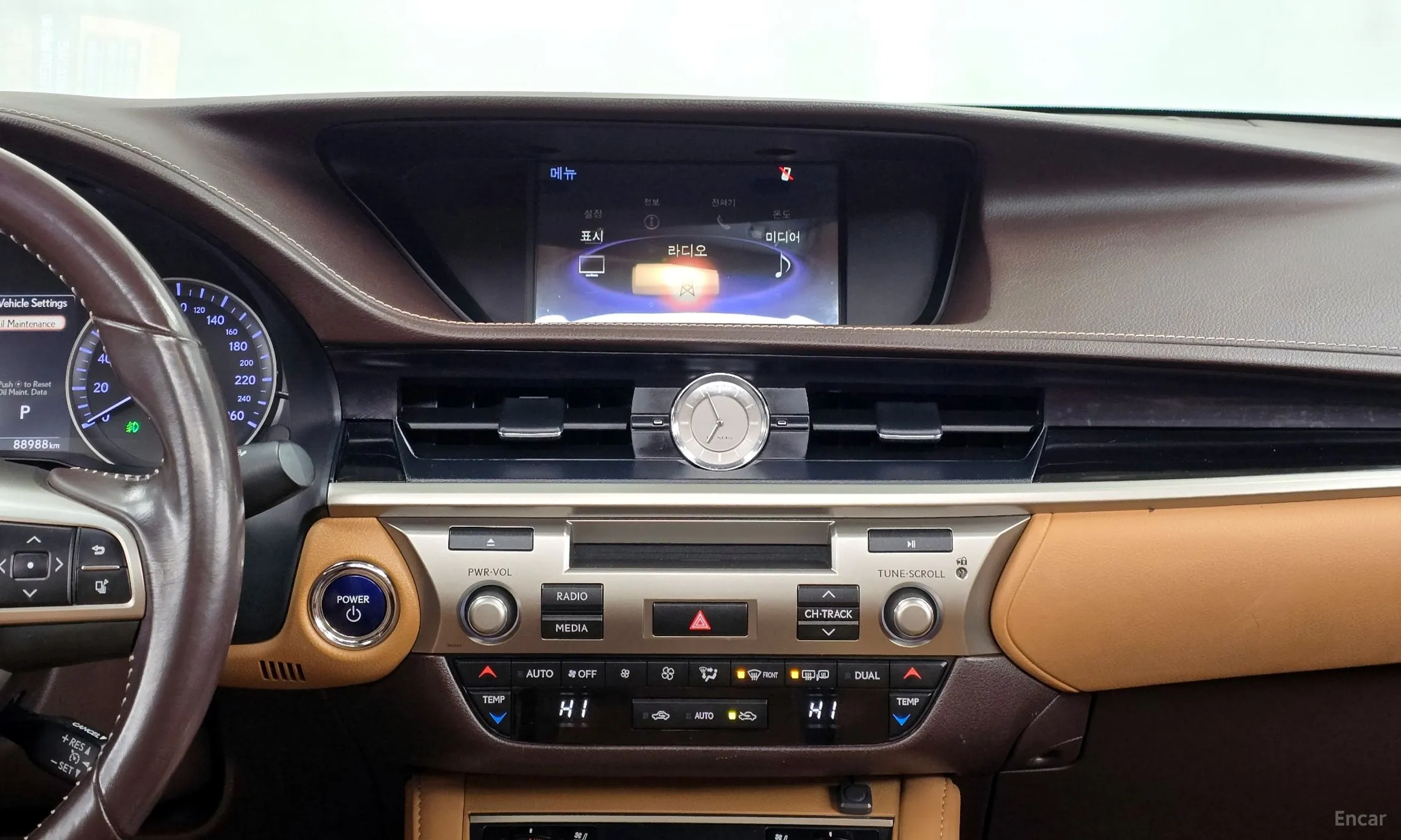 Lexus New ES300h превью 14