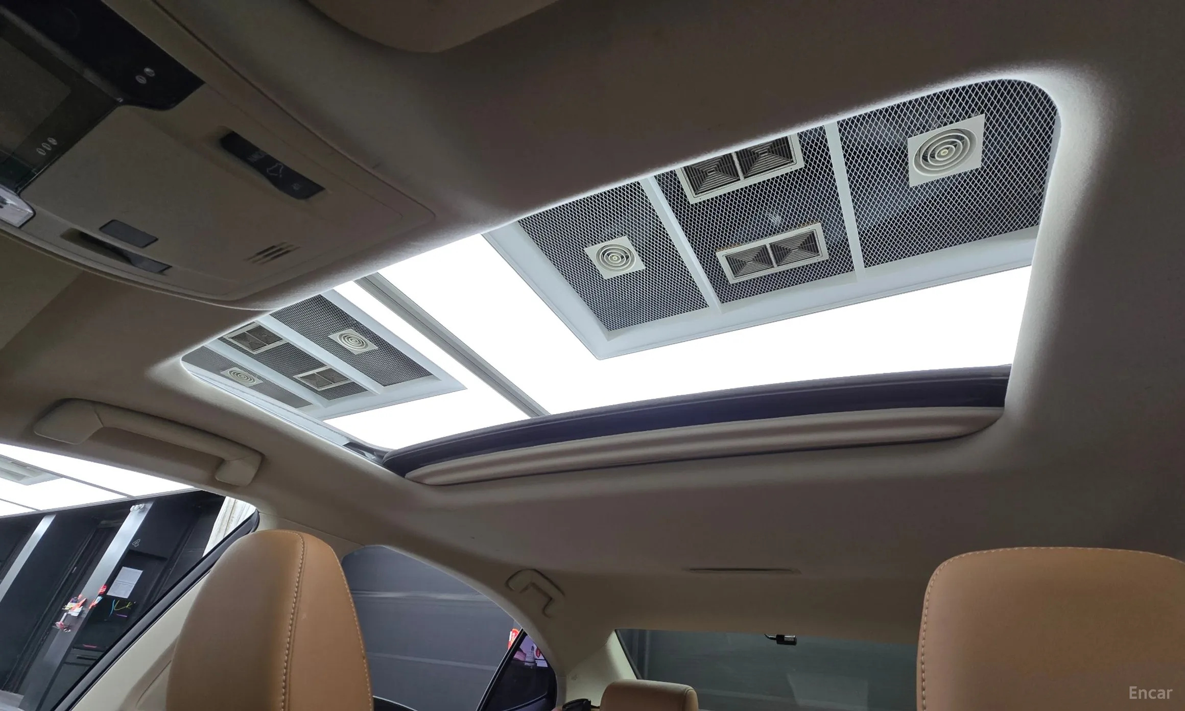Lexus New ES300h превью 17