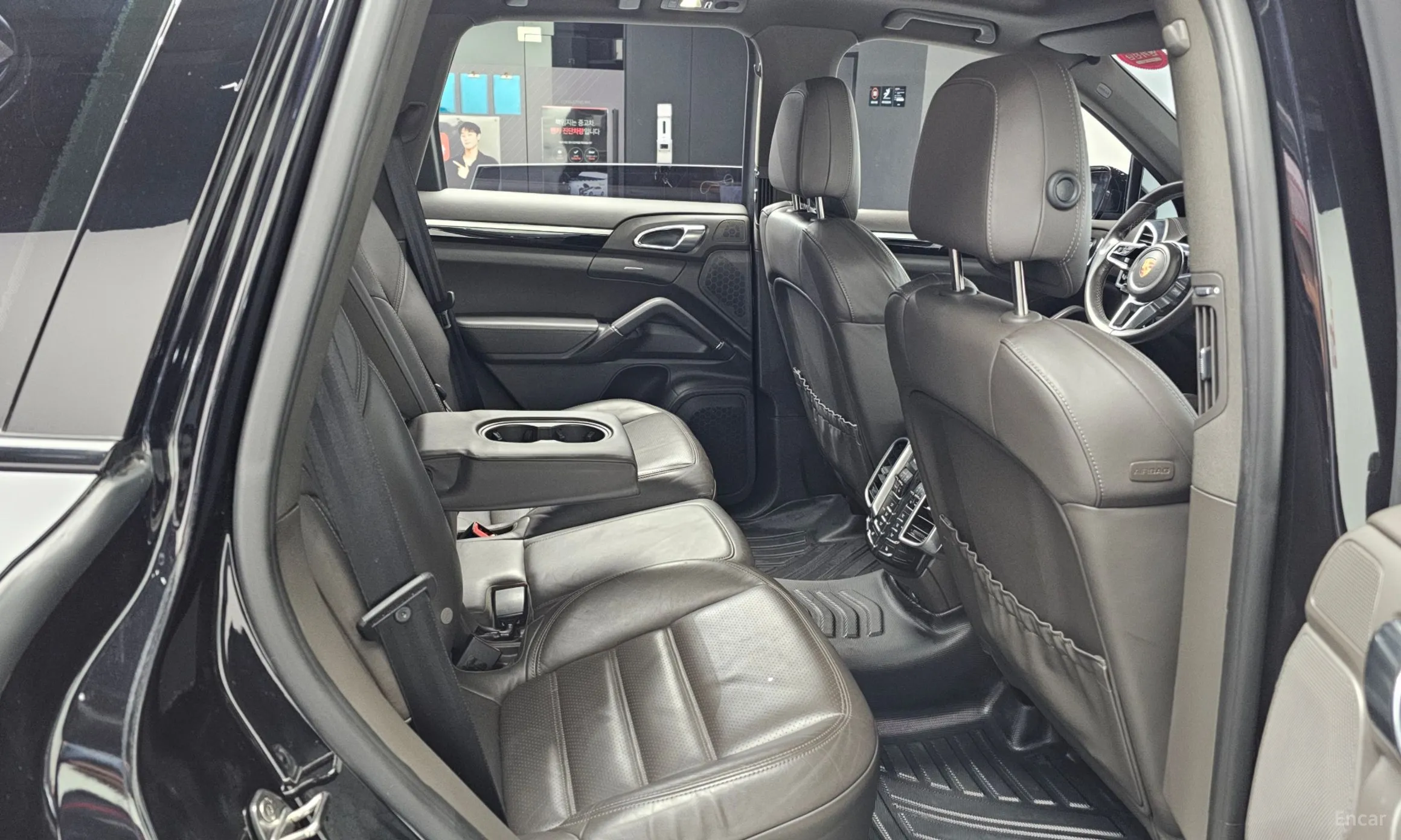 Porsche New Cayenne превью 12