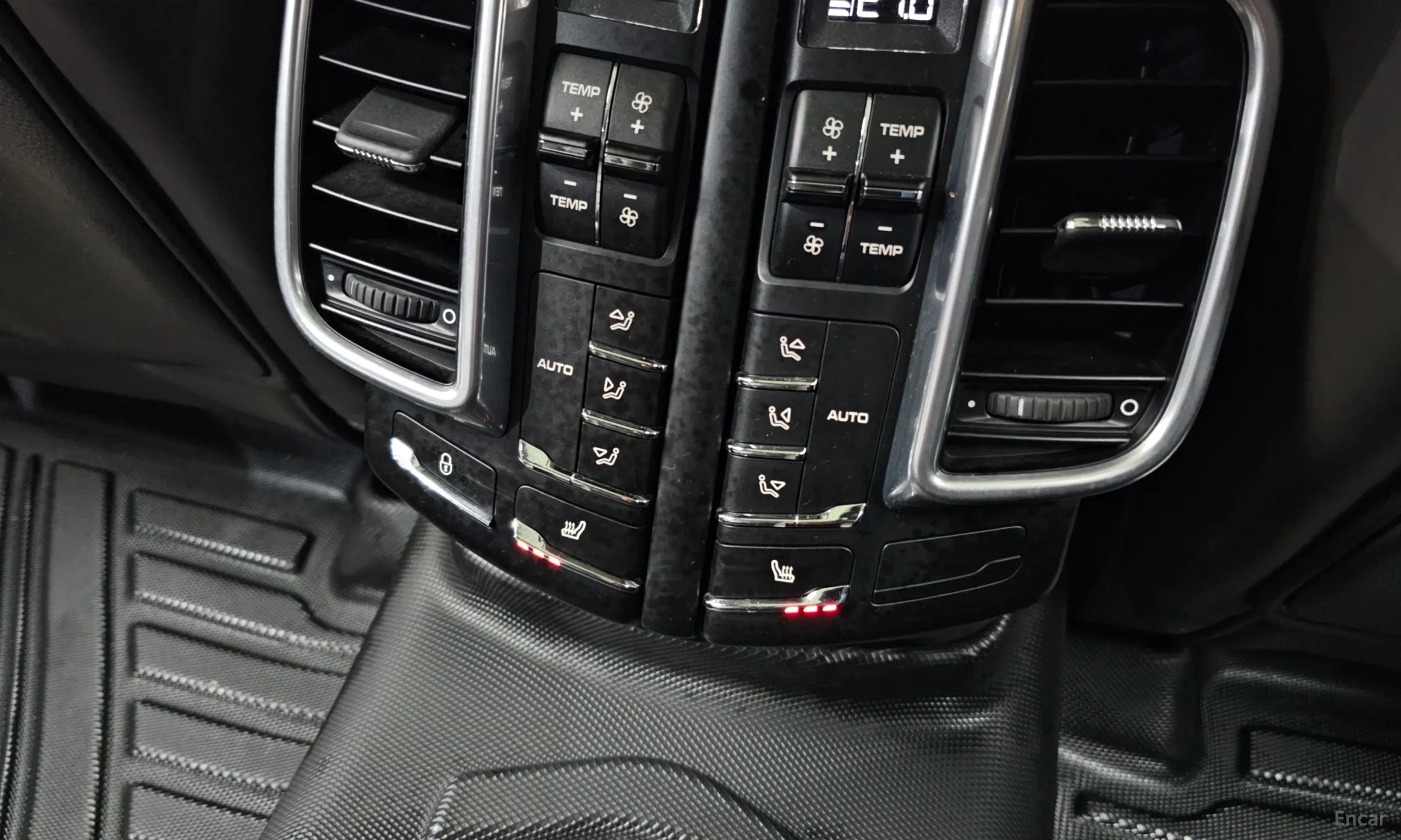 Porsche New Cayenne превью 18