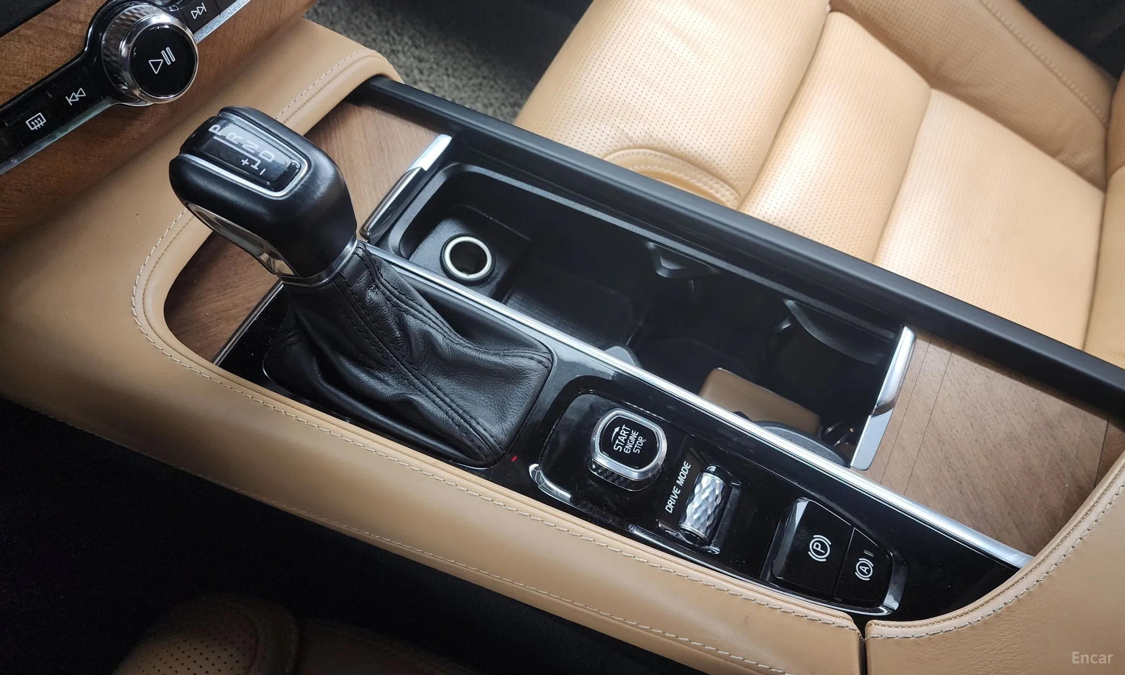 Volvo XC90 Gen 2 превью 9
