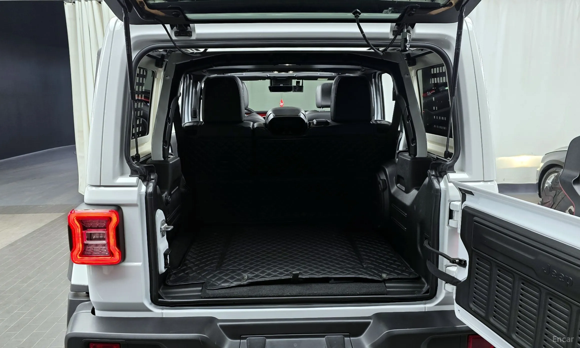 Jeep Wrangler (JL) превью 20
